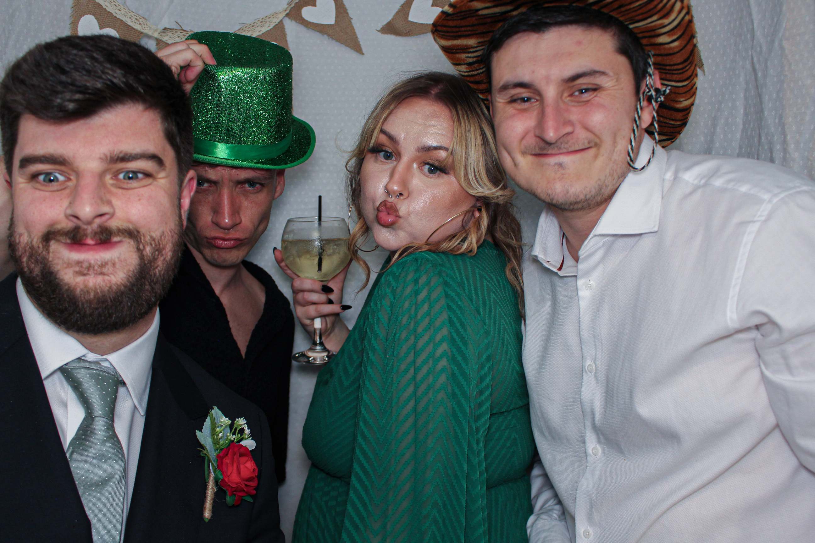 Laura & Lewis' Wedding | View more photos from the event at gallery.capturecube.co.uk/u/Capture-Cube/Laura-Lewis-Wedding