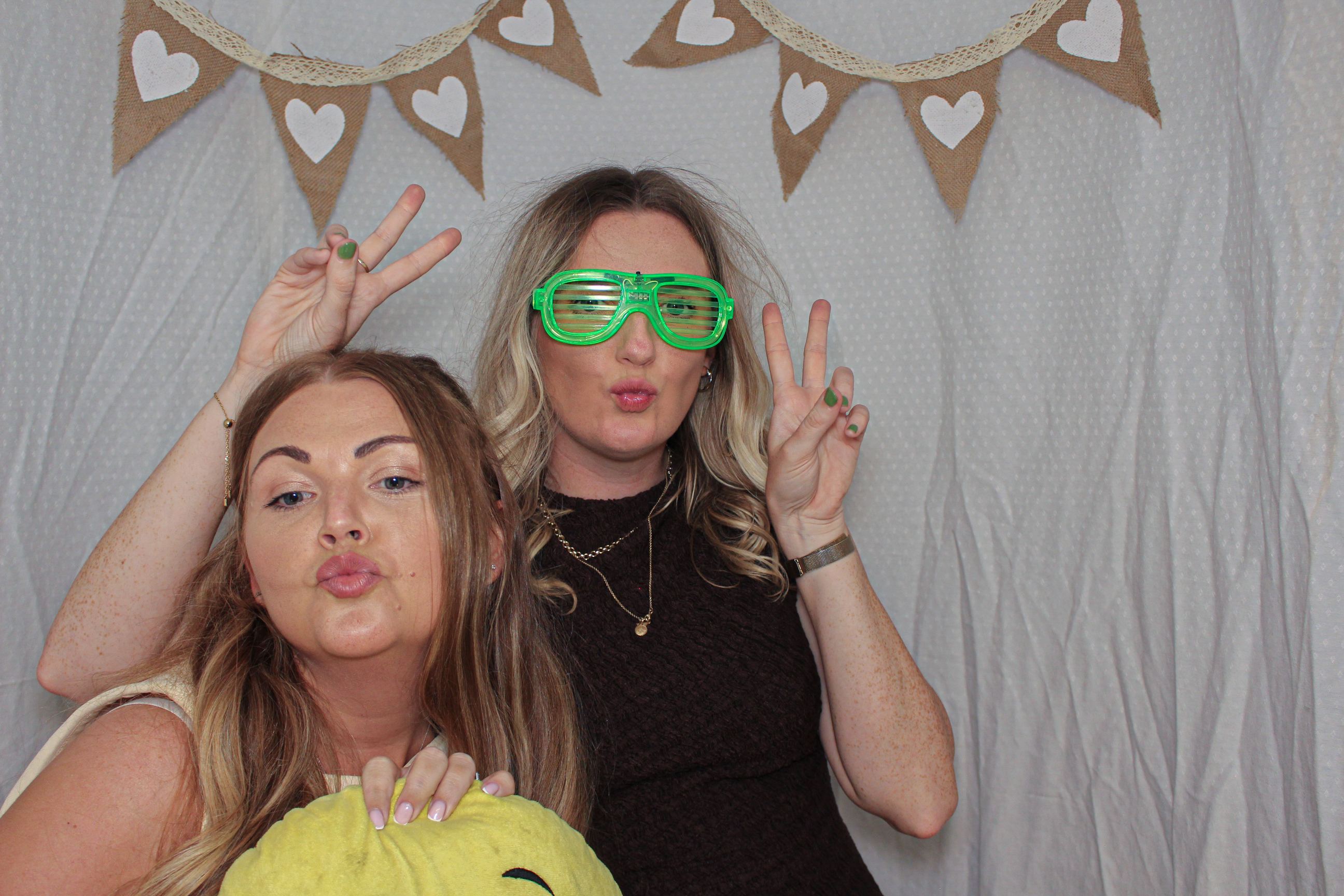 Laura & Lewis' Wedding | View more photos from the event at gallery.capturecube.co.uk/u/Capture-Cube/Laura-Lewis-Wedding