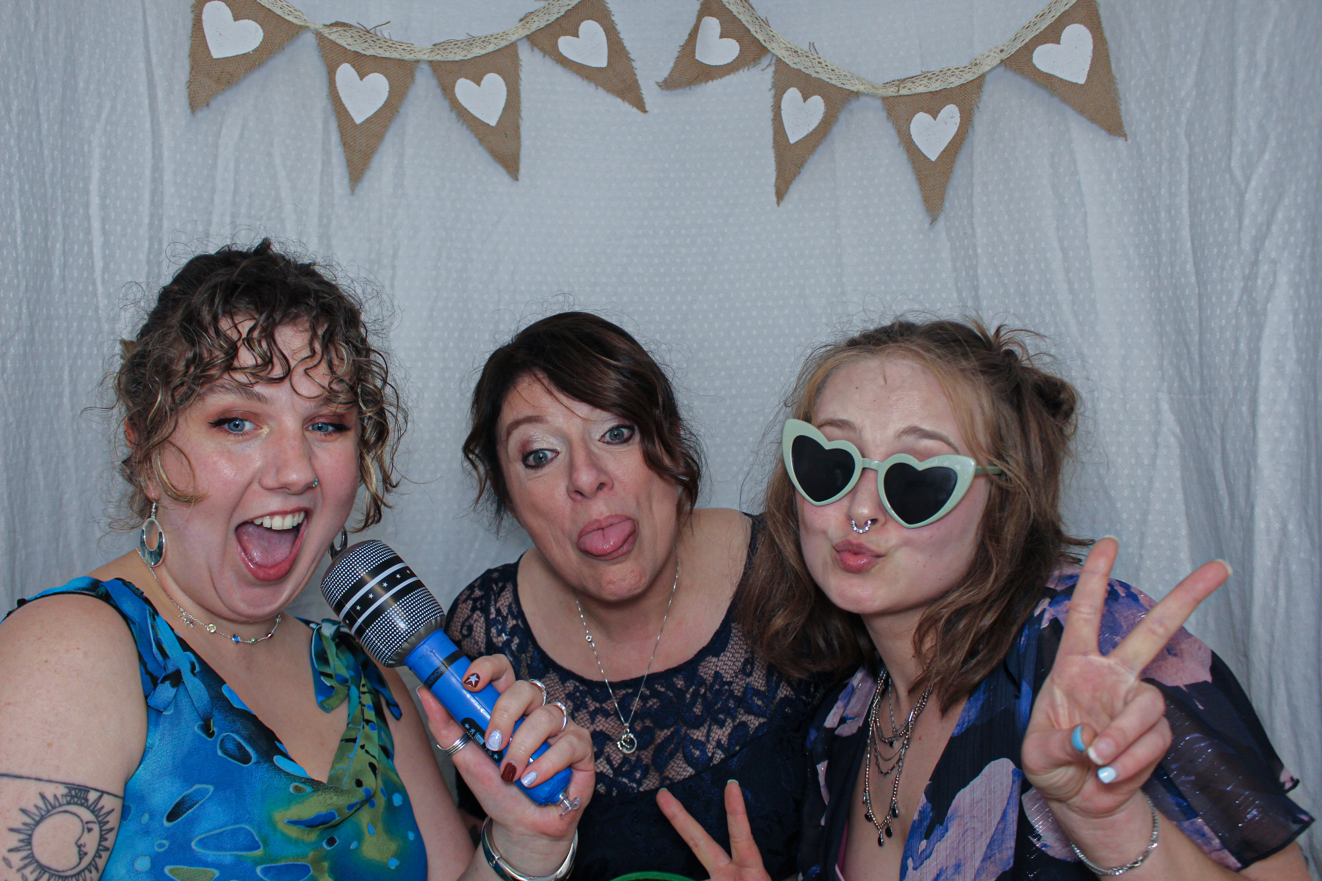 Sarah & Mark's Wedding | View more photos from the event at gallery.capturecube.co.uk/u/Capture-Cube/Sarah-Marks-Wedding