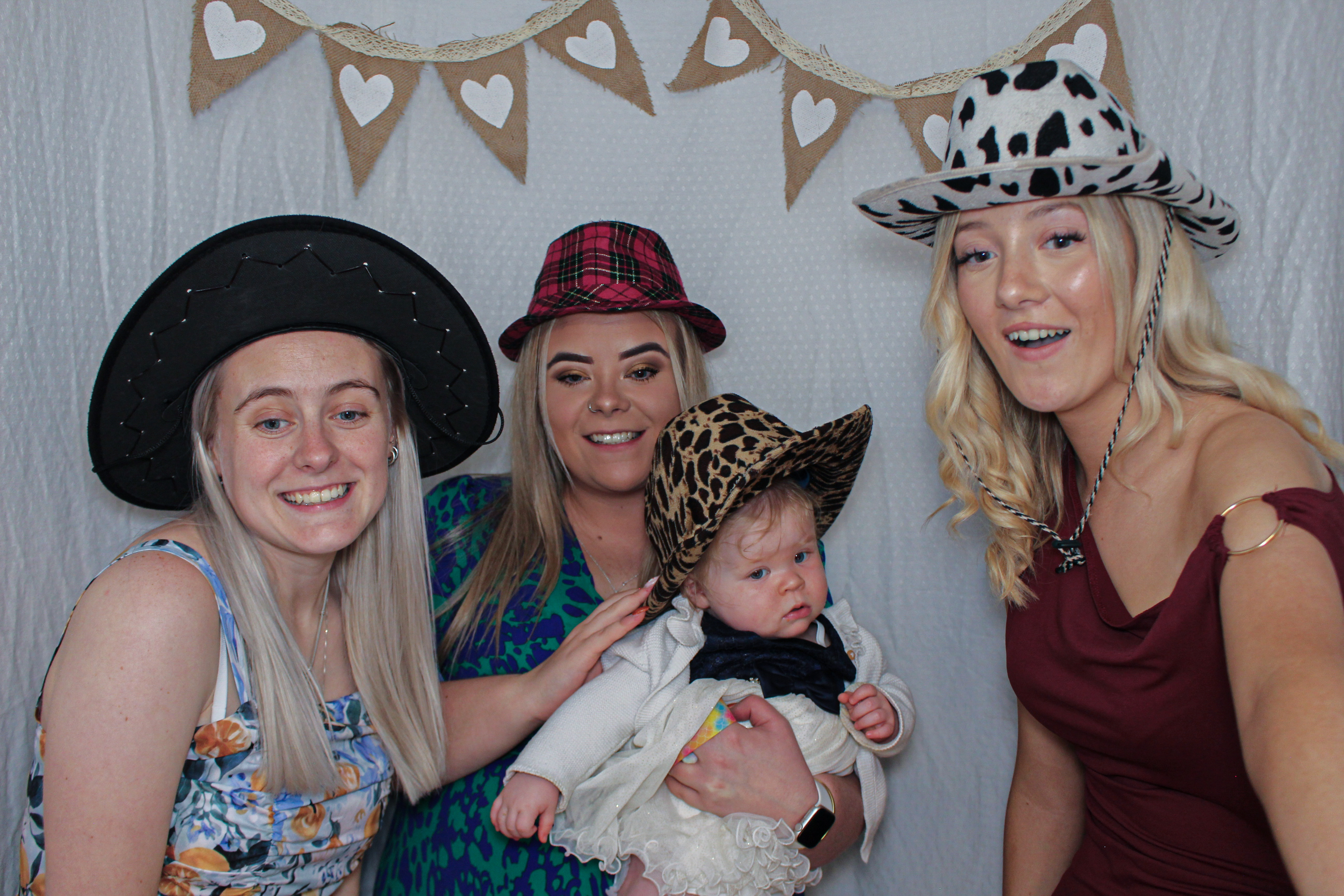 Sarah & Mark's Wedding | View more photos from the event at gallery.capturecube.co.uk/u/Capture-Cube/Sarah-Marks-Wedding