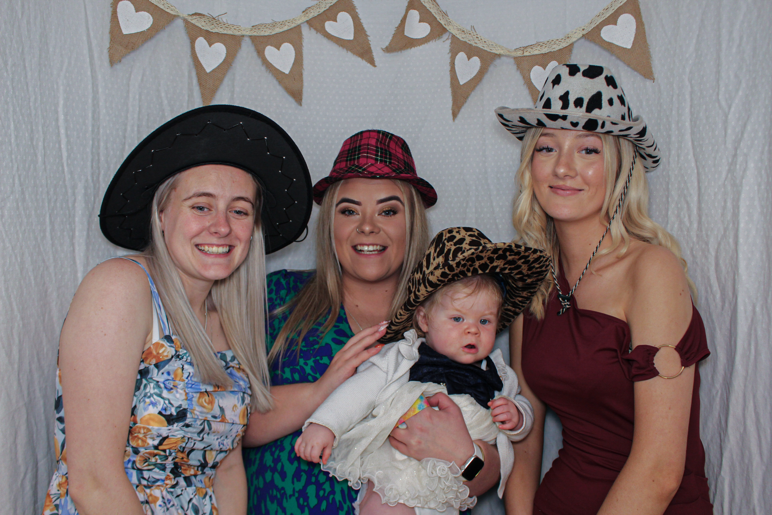 Sarah & Mark's Wedding | View more photos from the event at gallery.capturecube.co.uk/u/Capture-Cube/Sarah-Marks-Wedding