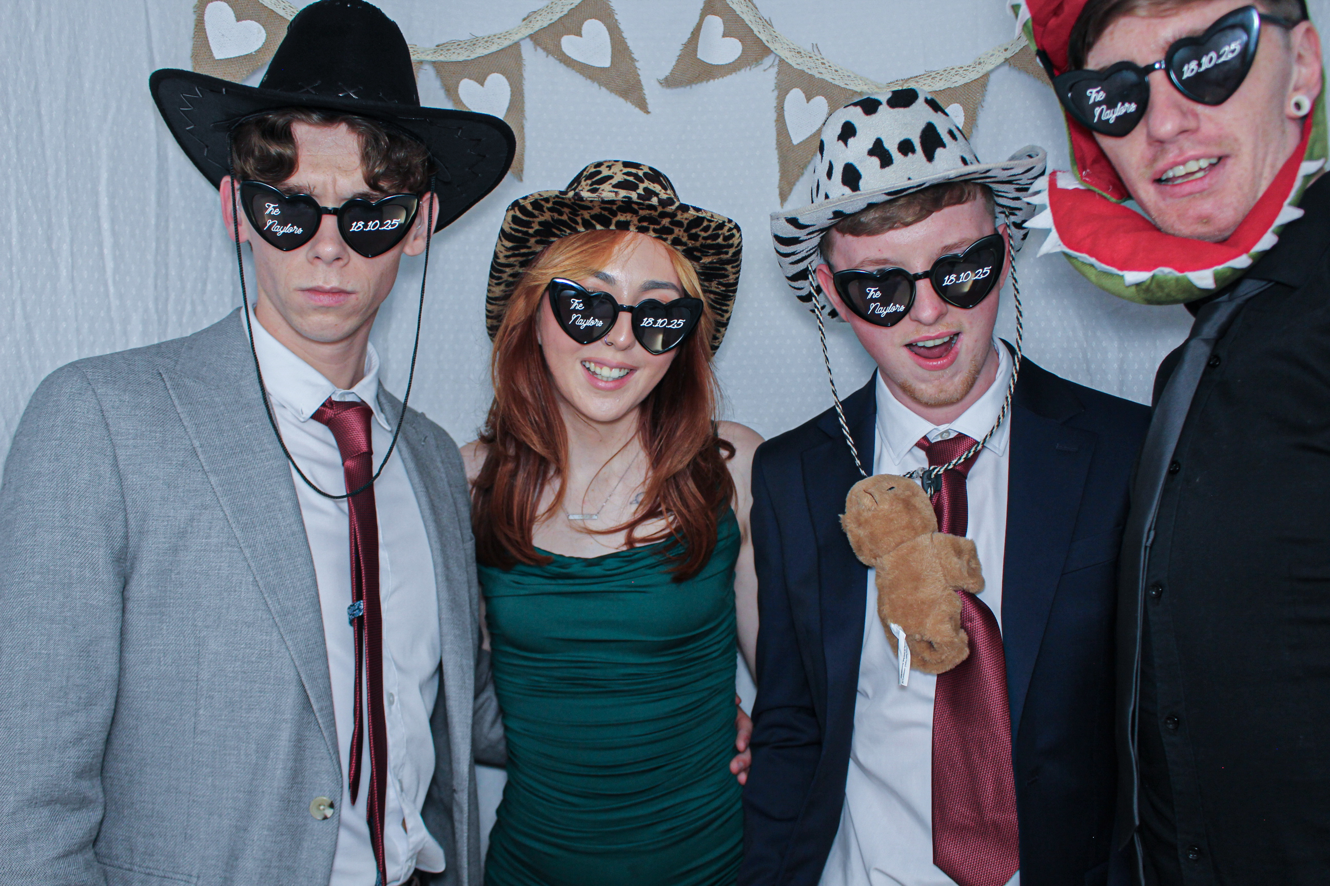 Sarah & Mark's Wedding | View more photos from the event at gallery.capturecube.co.uk/u/Capture-Cube/Sarah-Marks-Wedding