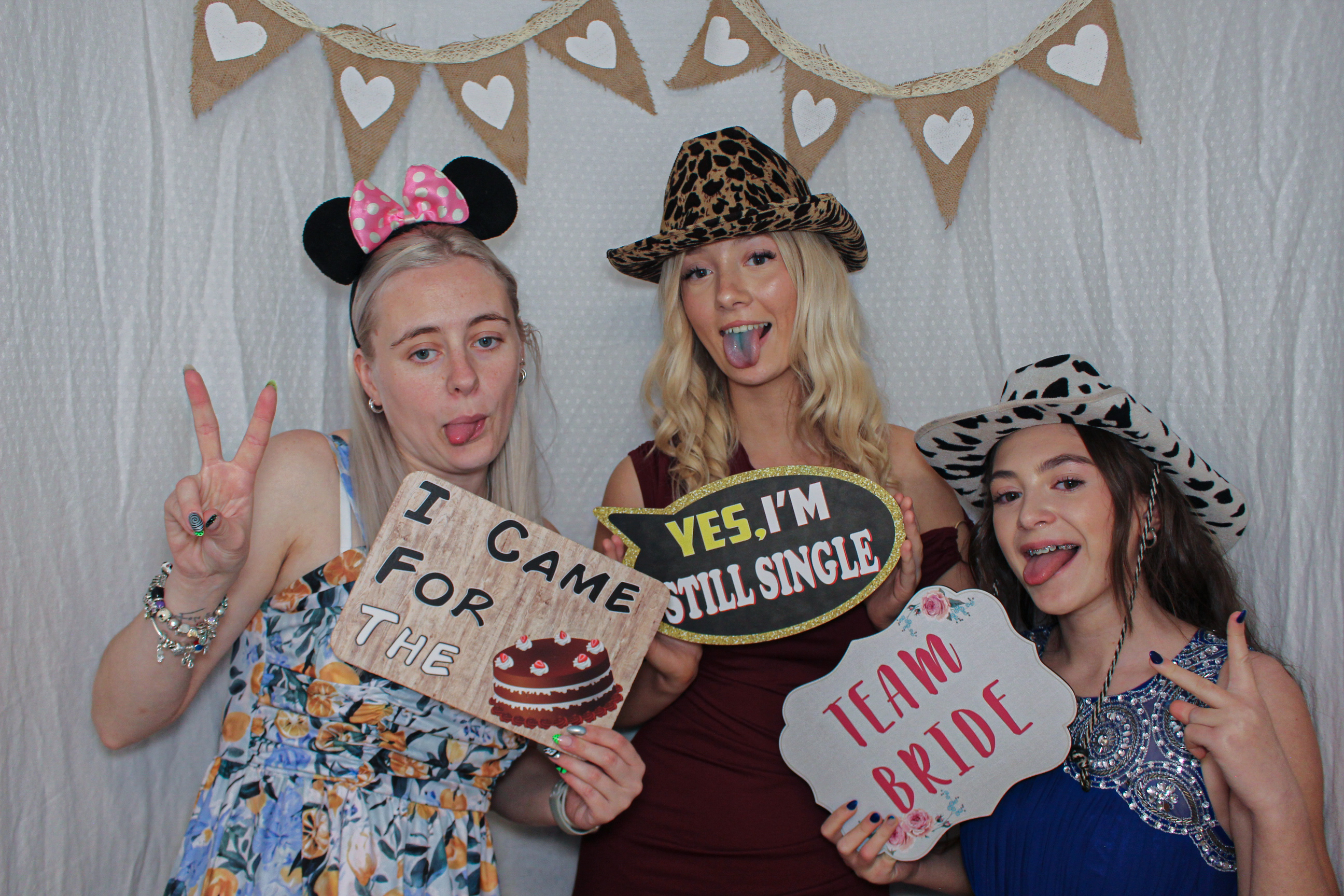 Sarah & Mark's Wedding | View more photos from the event at gallery.capturecube.co.uk/u/Capture-Cube/Sarah-Marks-Wedding