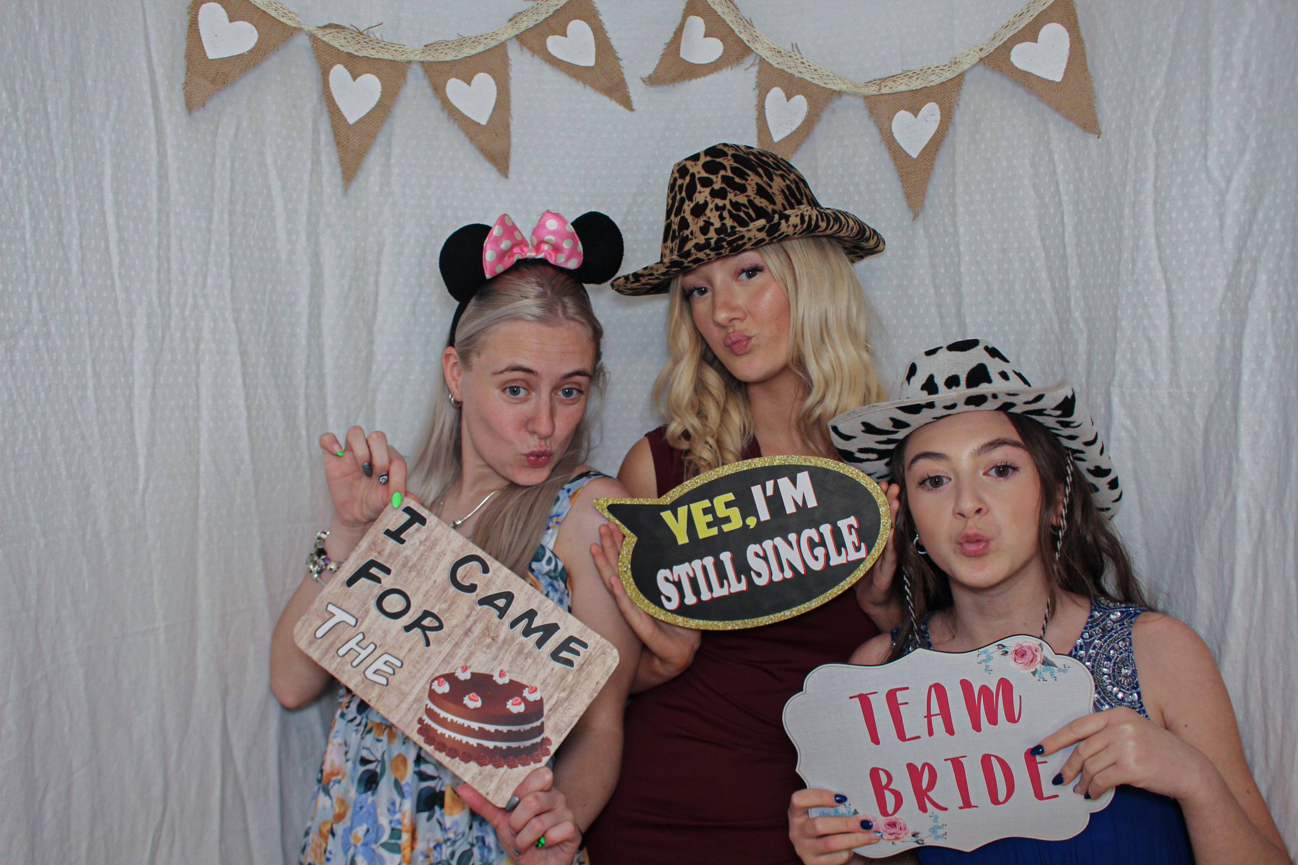 Sarah & Mark's Wedding | View more photos from the event at gallery.capturecube.co.uk/u/Capture-Cube/Sarah-Marks-Wedding