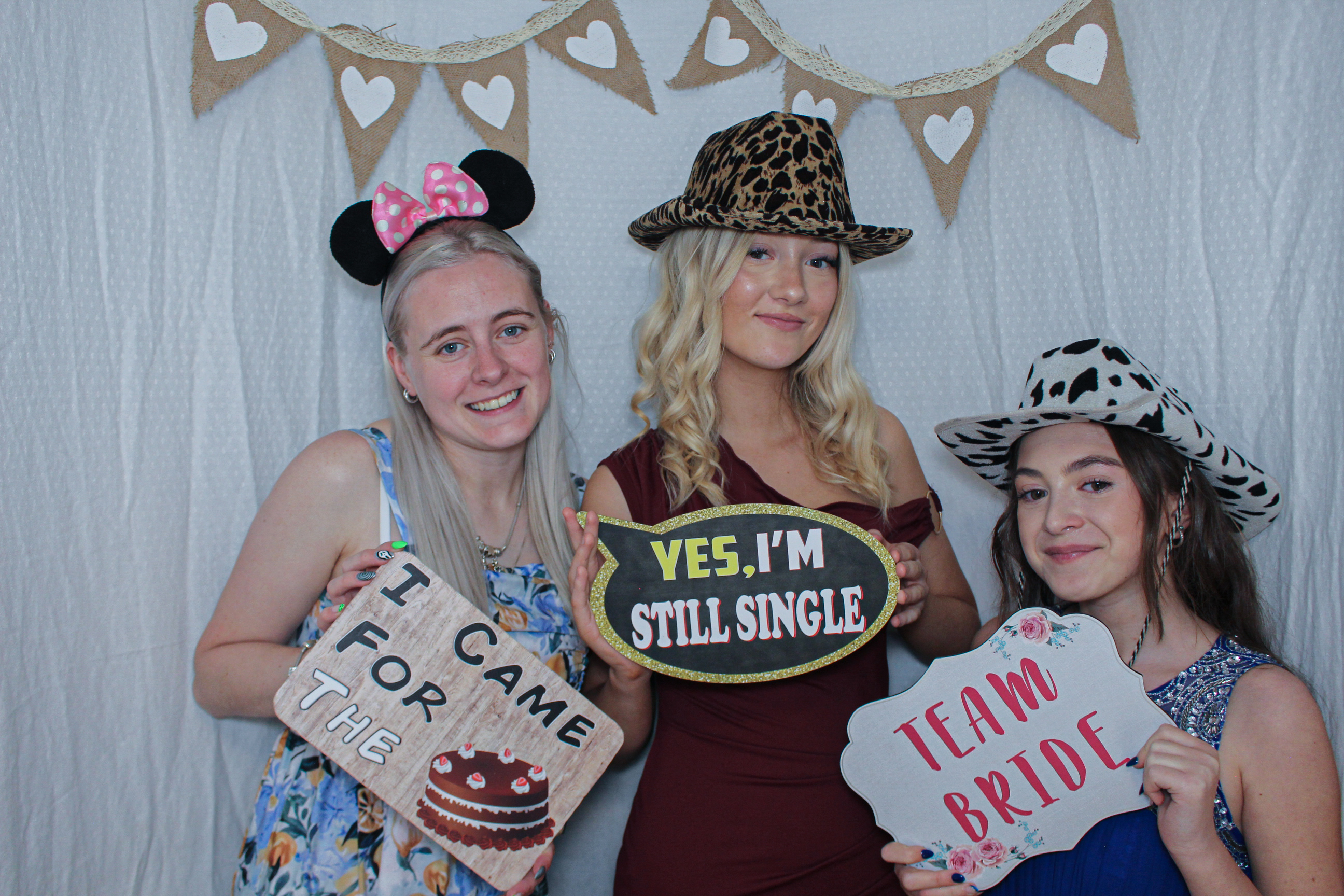 Sarah & Mark's Wedding | View more photos from the event at gallery.capturecube.co.uk/u/Capture-Cube/Sarah-Marks-Wedding