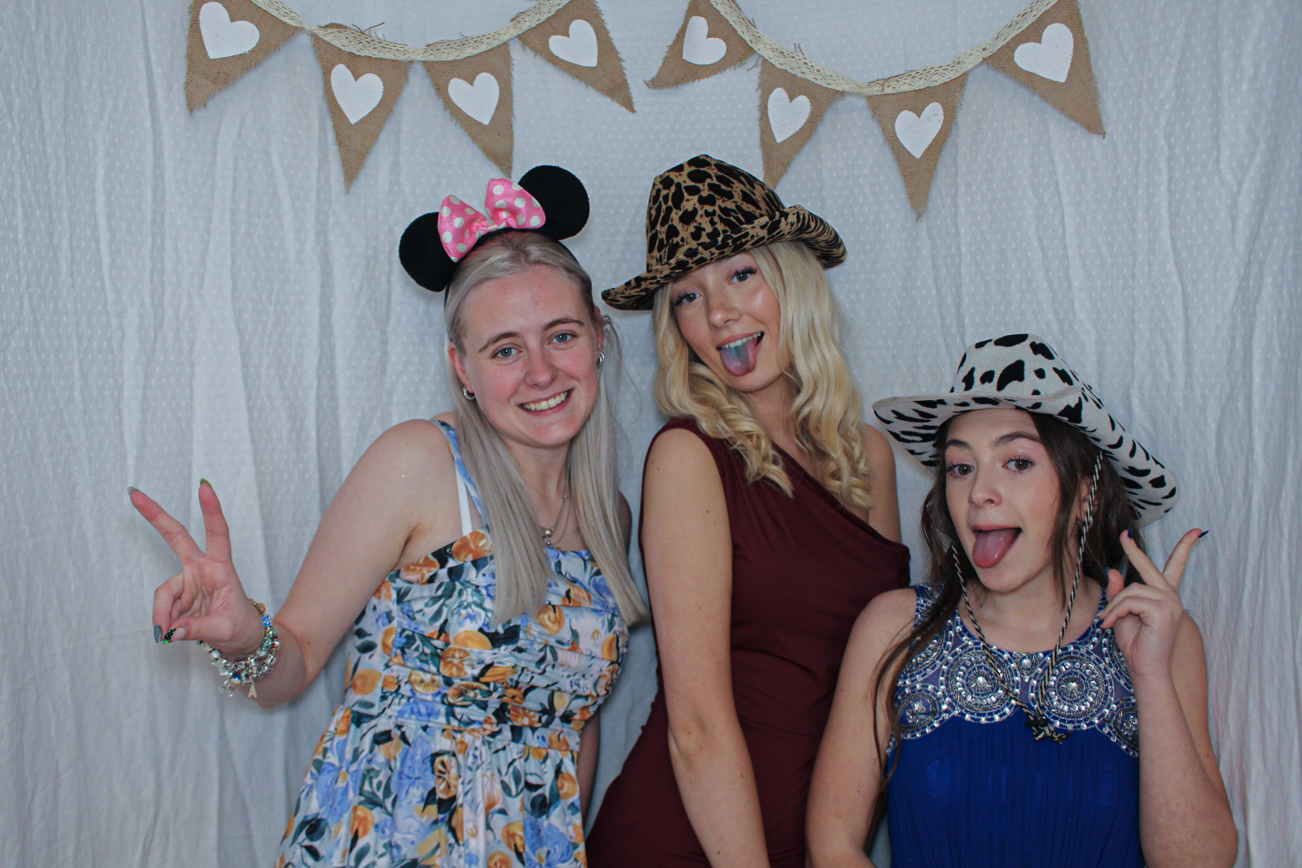 Sarah & Mark's Wedding | View more photos from the event at gallery.capturecube.co.uk/u/Capture-Cube/Sarah-Marks-Wedding