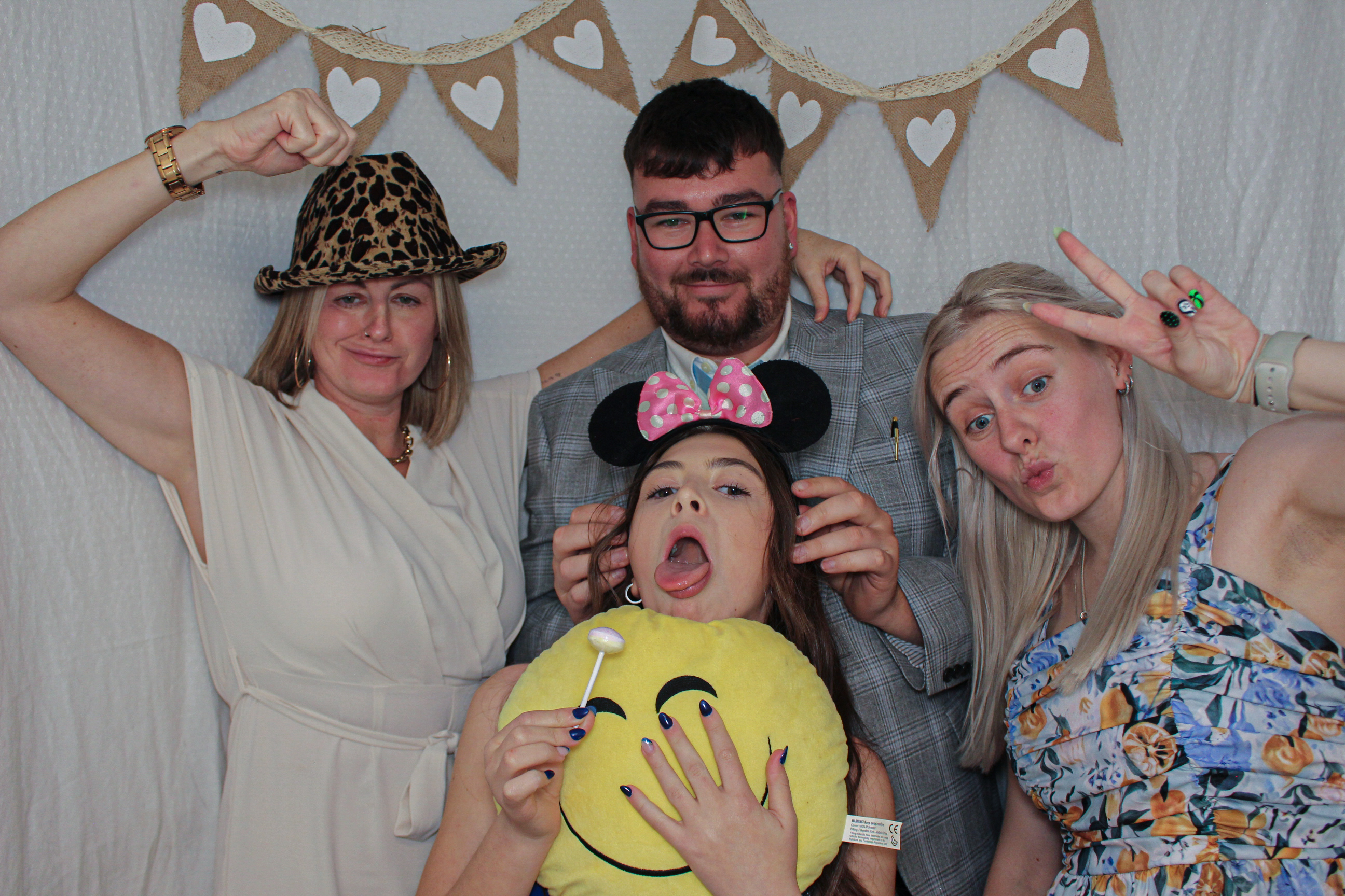 Sarah & Mark's Wedding | View more photos from the event at gallery.capturecube.co.uk/u/Capture-Cube/Sarah-Marks-Wedding