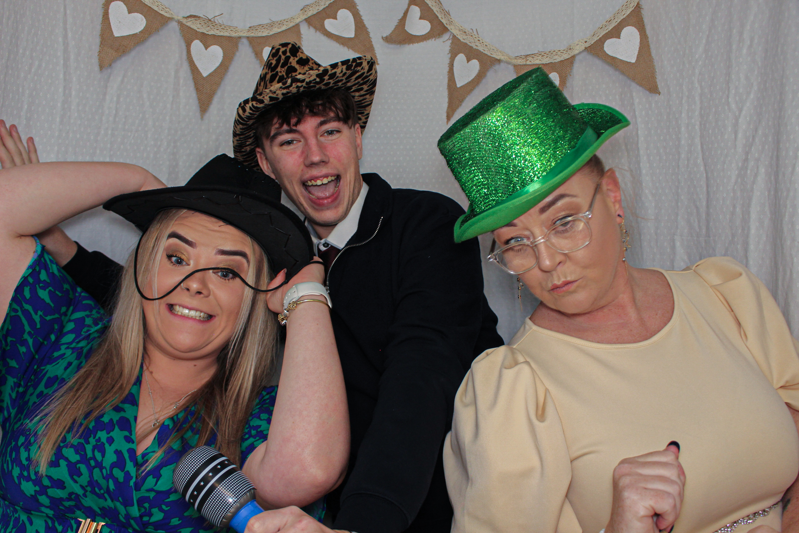 Sarah & Mark's Wedding | View more photos from the event at gallery.capturecube.co.uk/u/Capture-Cube/Sarah-Marks-Wedding