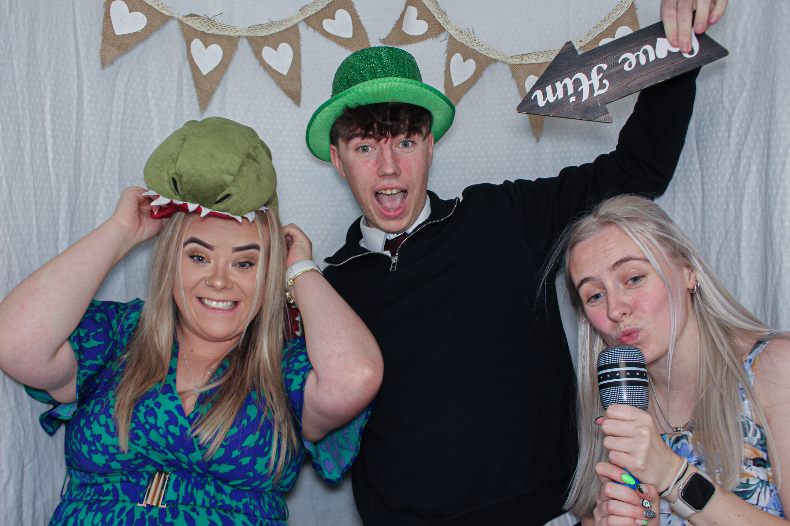 Sarah & Mark's Wedding | View more photos from the event at gallery.capturecube.co.uk/u/Capture-Cube/Sarah-Marks-Wedding