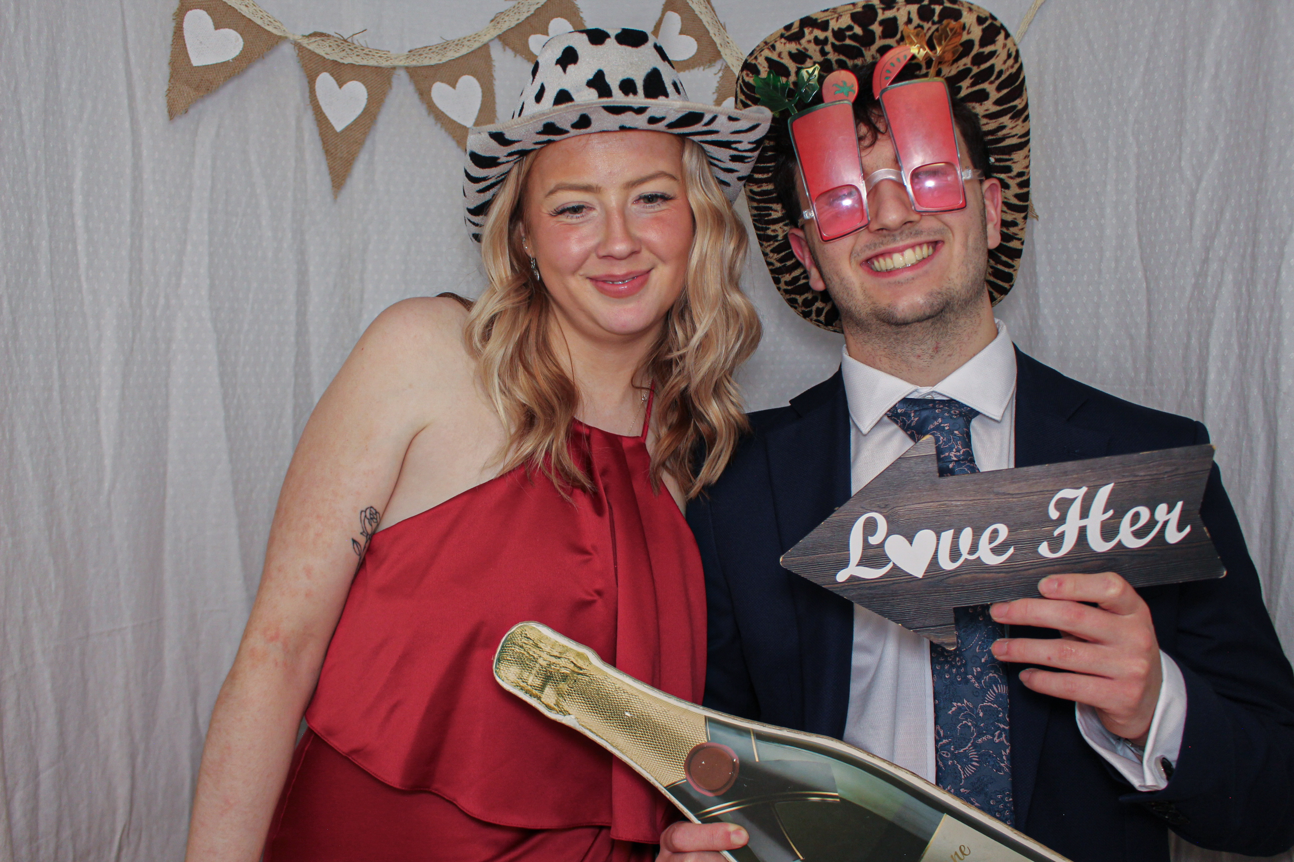 Sarah & Mark's Wedding | View more photos from the event at gallery.capturecube.co.uk/u/Capture-Cube/Sarah-Marks-Wedding