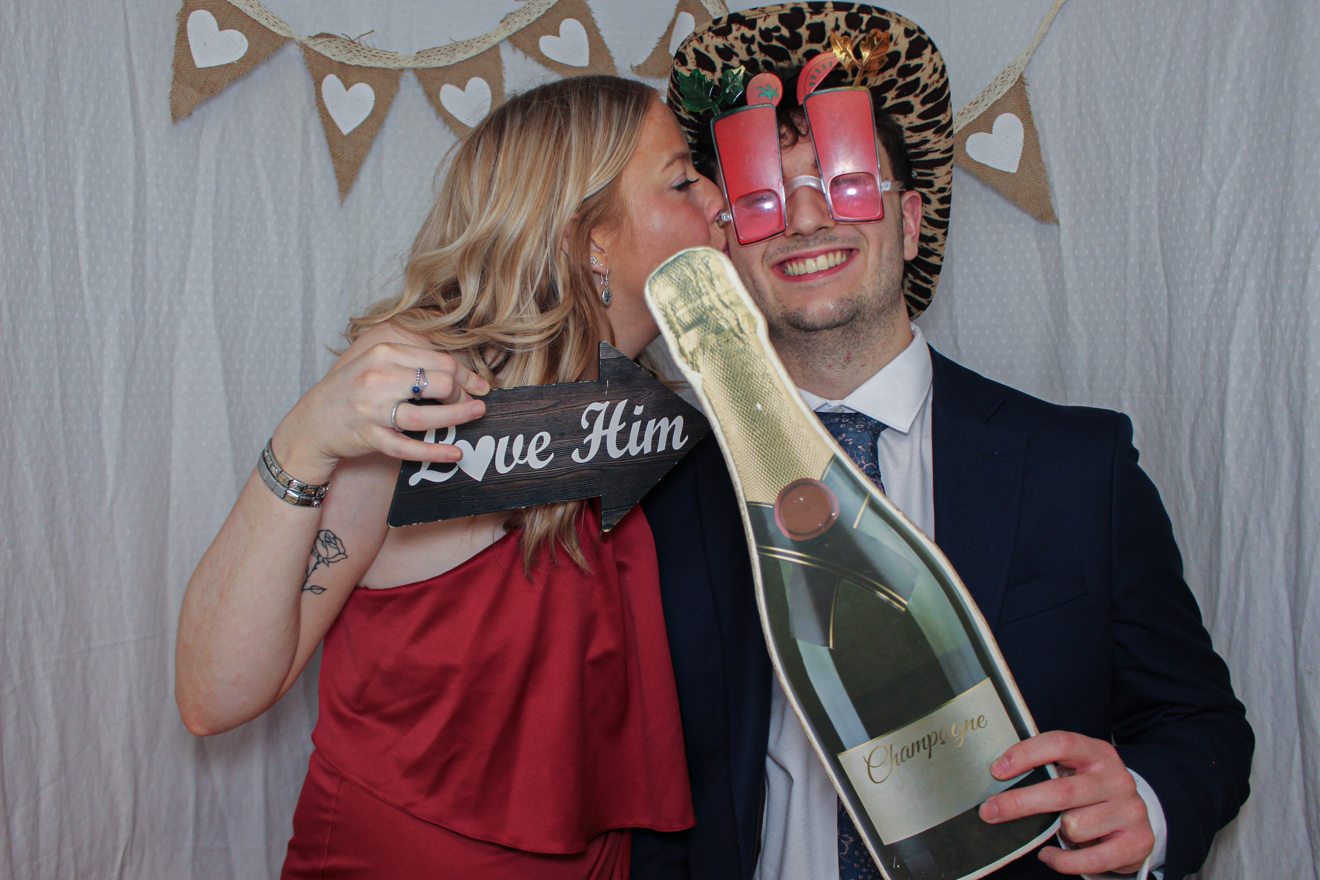 Sarah & Mark's Wedding | View more photos from the event at gallery.capturecube.co.uk/u/Capture-Cube/Sarah-Marks-Wedding