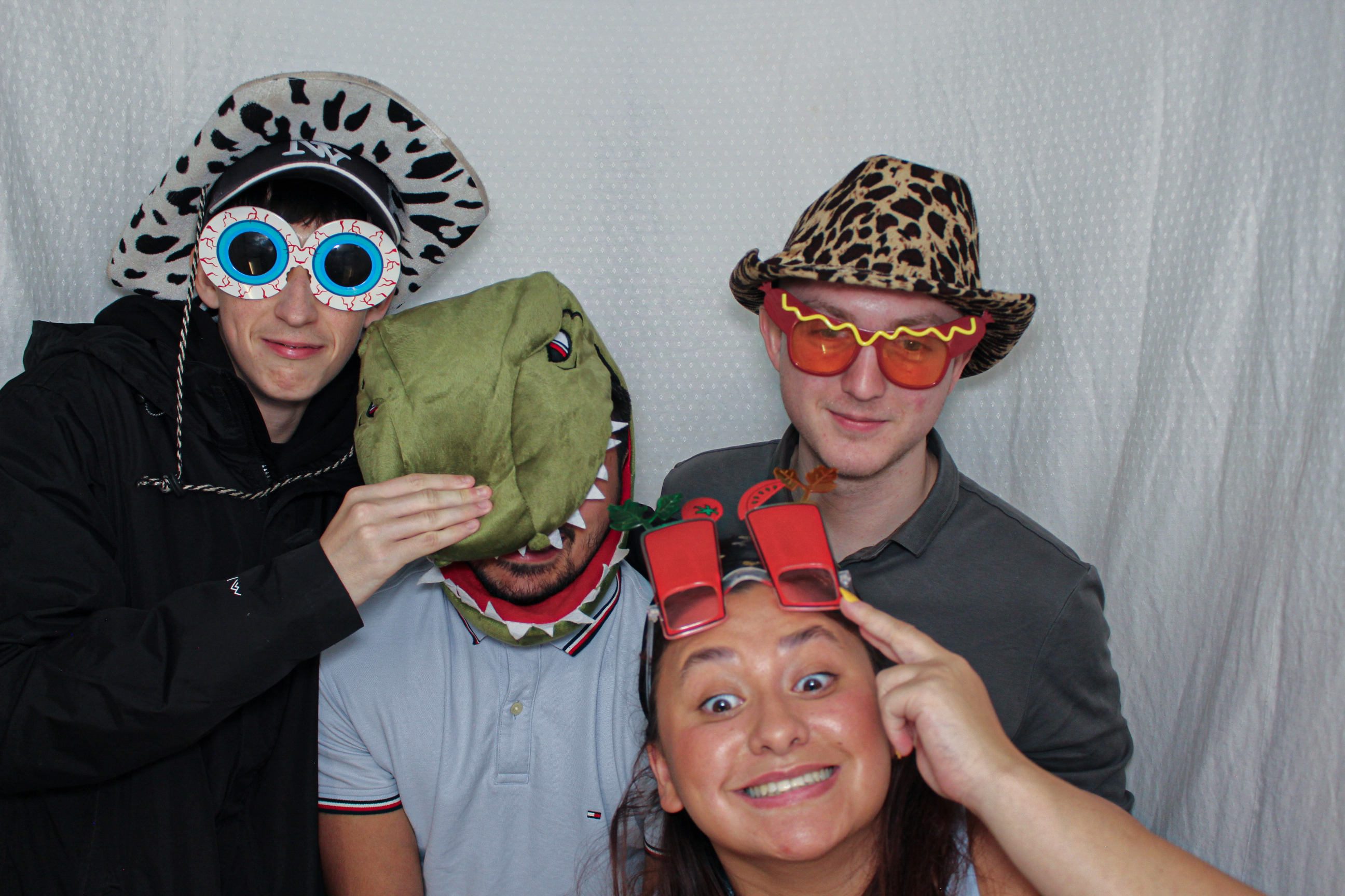 Sasha's 13th Birthday Party | View more photos from the event at gallery.capturecube.co.uk/u/Capture-Cube/Sashas-13th-Birthday-Party