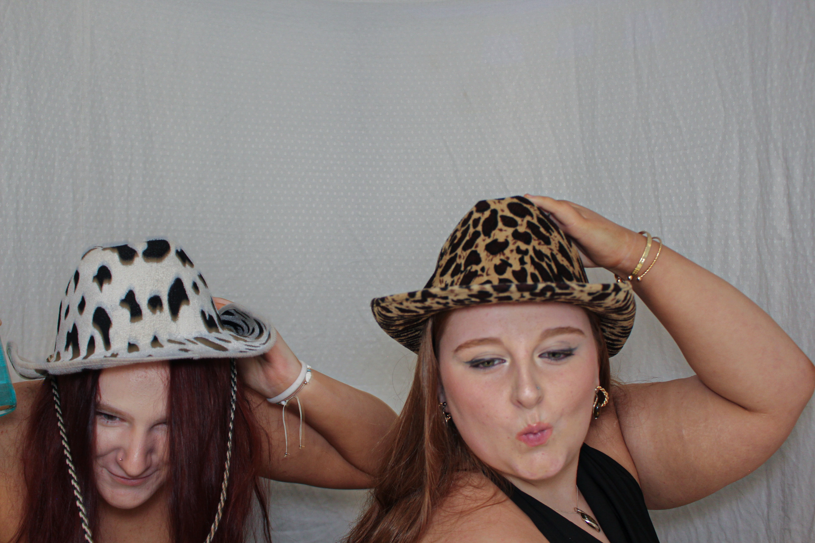 Toni & Jessica's Birthday Party | View more photos from the event at gallery.capturecube.co.uk/u/Capture-Cube/Toni-Jessicas-Birthday-Party