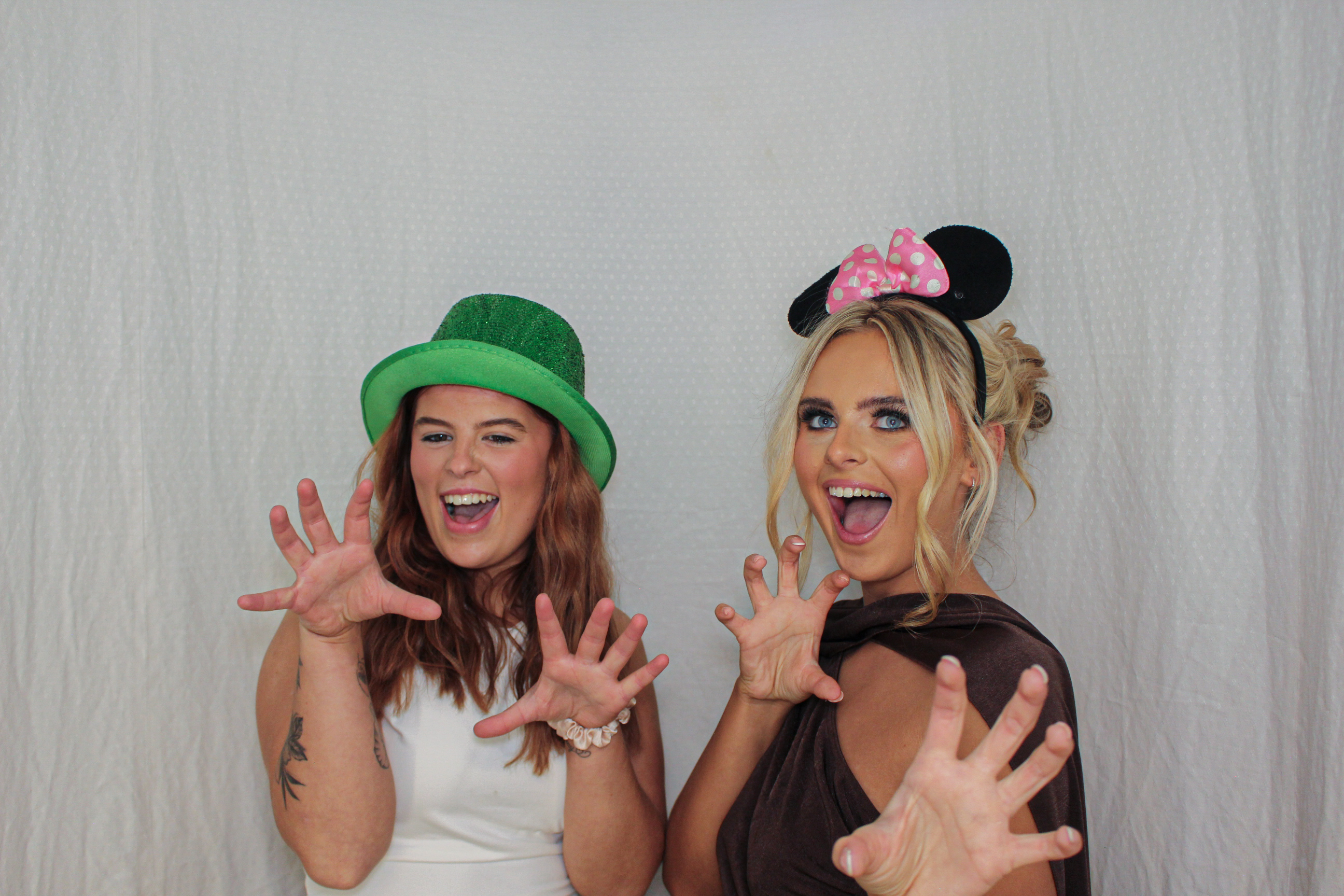 Toni & Jessica's Birthday Party | View more photos from the event at gallery.capturecube.co.uk/u/Capture-Cube/Toni-Jessicas-Birthday-Party