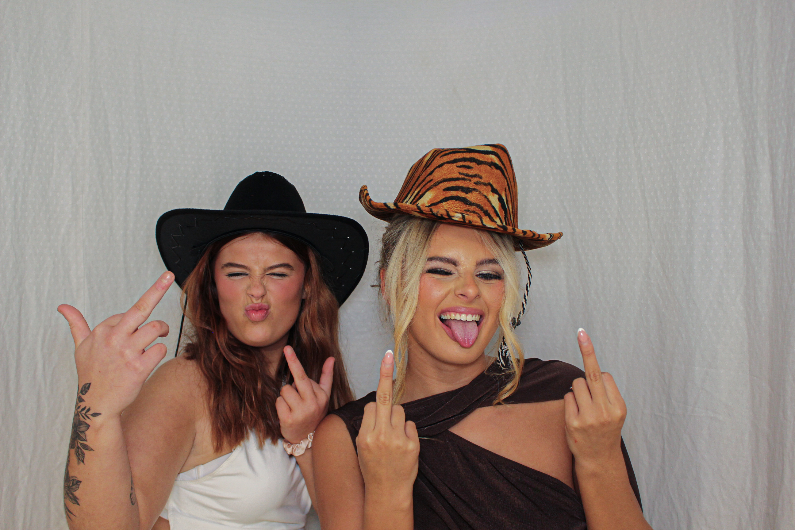 Toni & Jessica's Birthday Party | View more photos from the event at gallery.capturecube.co.uk/u/Capture-Cube/Toni-Jessicas-Birthday-Party