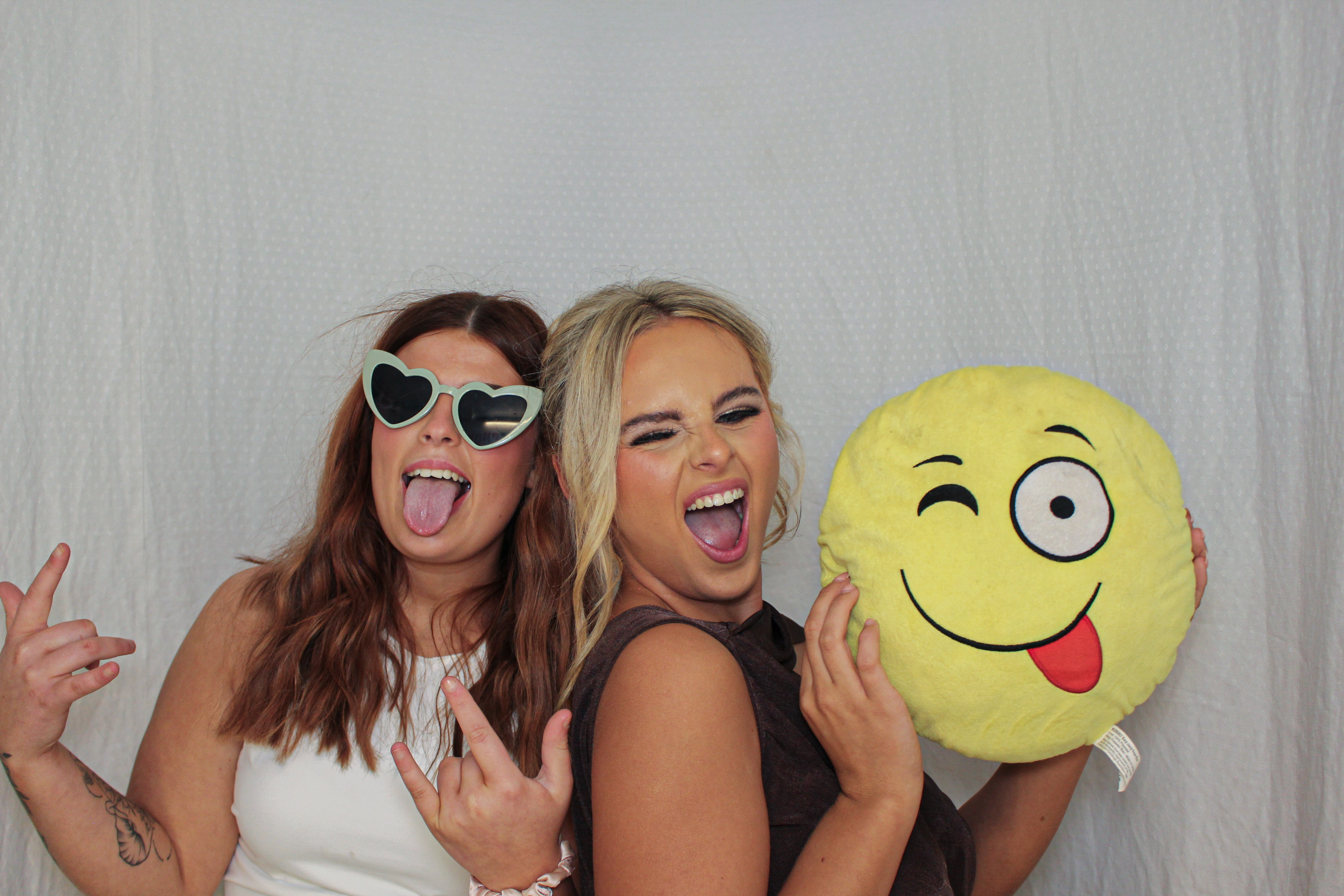 Toni & Jessica's Birthday Party | View more photos from the event at gallery.capturecube.co.uk/u/Capture-Cube/Toni-Jessicas-Birthday-Party