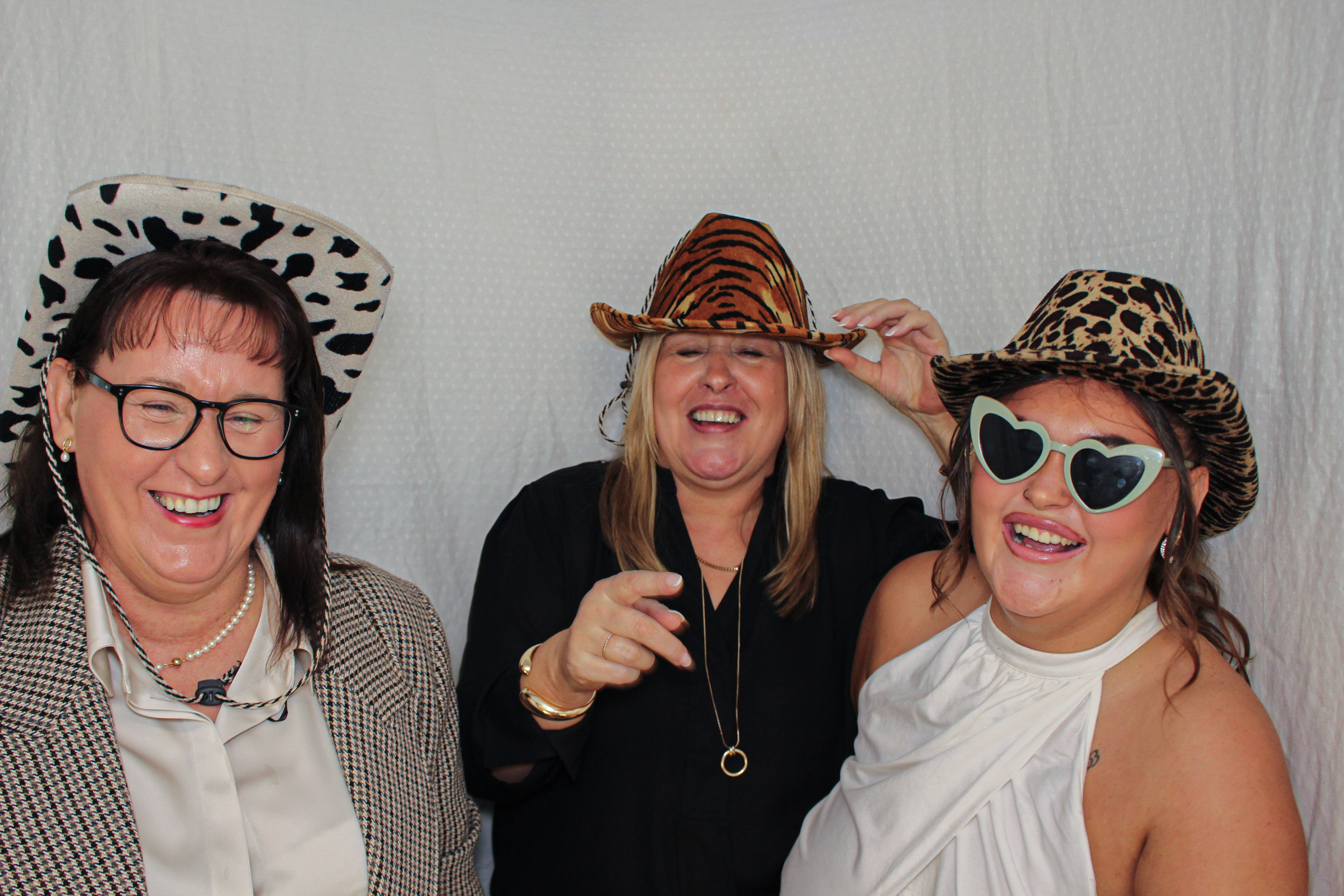 Toni & Jessica's Birthday Party | View more photos from the event at gallery.capturecube.co.uk/u/Capture-Cube/Toni-Jessicas-Birthday-Party