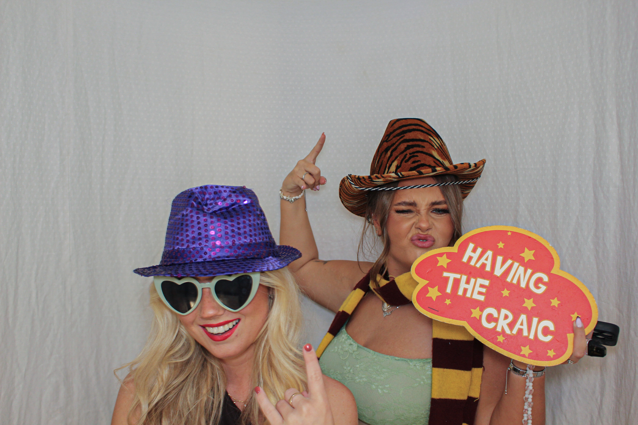 Toni & Jessica's Birthday Party | View more photos from the event at gallery.capturecube.co.uk/u/Capture-Cube/Toni-Jessicas-Birthday-Party