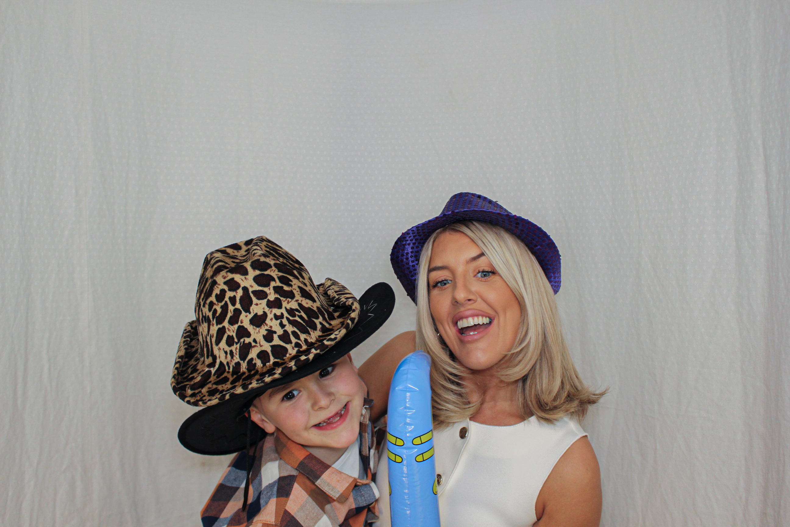 Toni & Jessica's Birthday Party | View more photos from the event at gallery.capturecube.co.uk/u/Capture-Cube/Toni-Jessicas-Birthday-Party