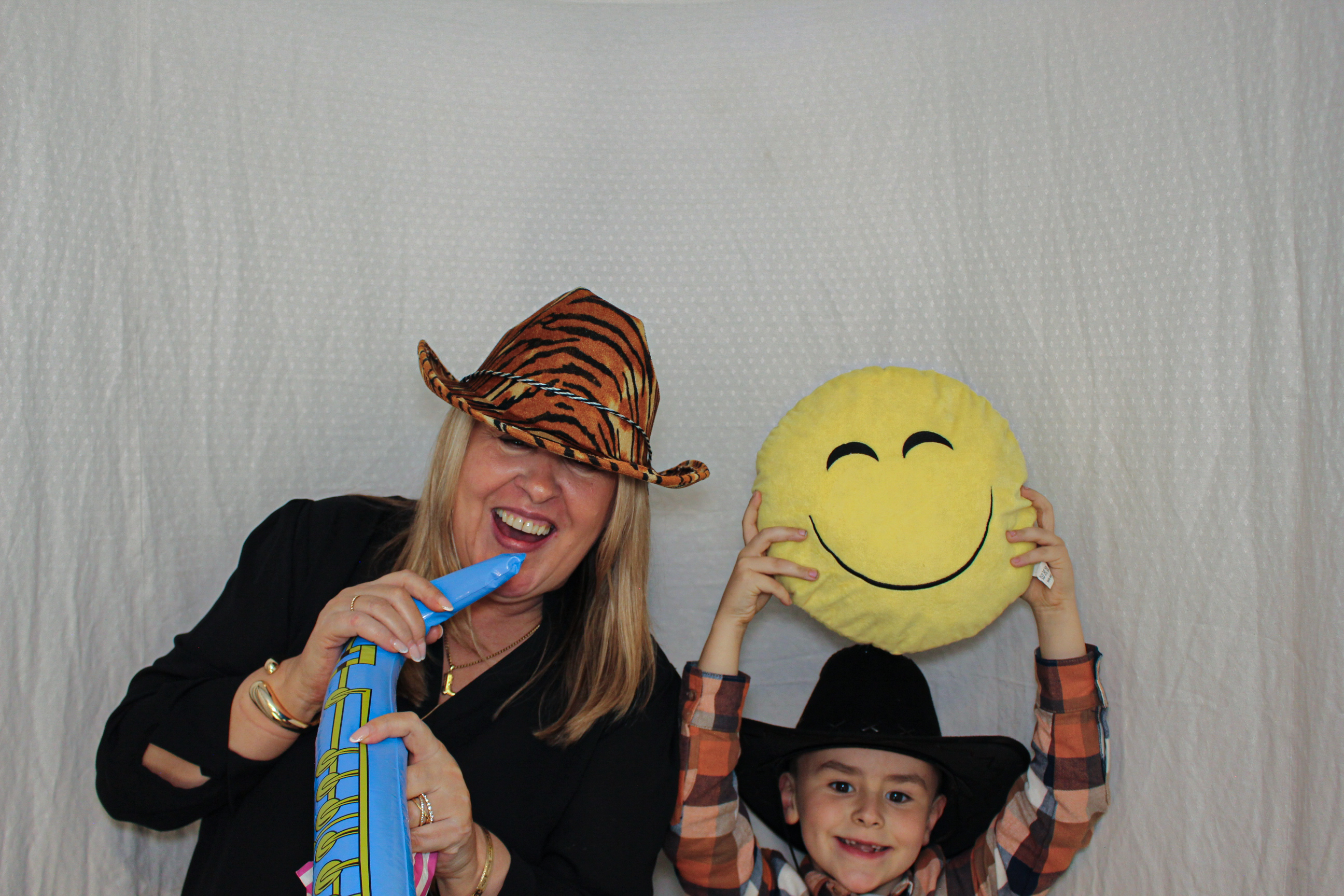 Toni & Jessica's Birthday Party | View more photos from the event at gallery.capturecube.co.uk/u/Capture-Cube/Toni-Jessicas-Birthday-Party