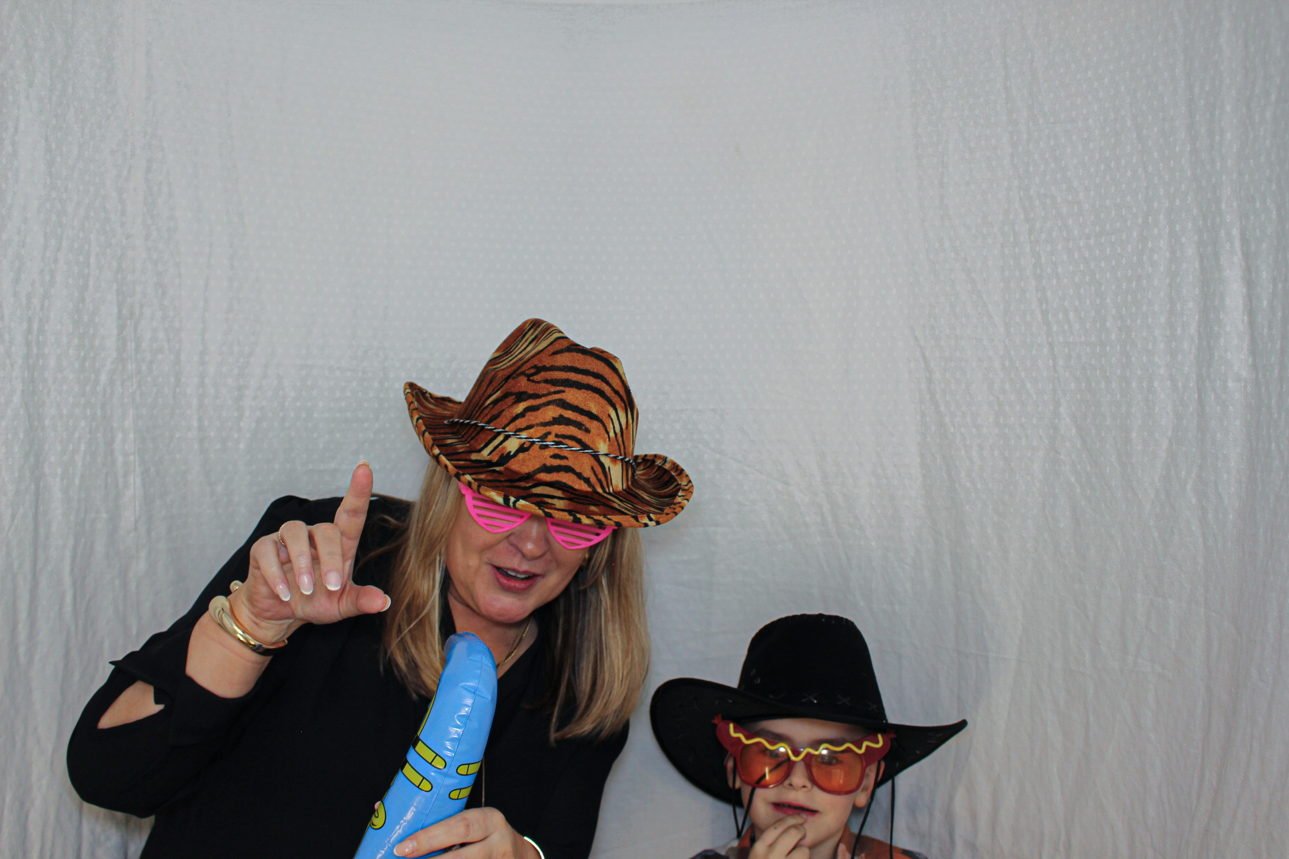 Toni & Jessica's Birthday Party | View more photos from the event at gallery.capturecube.co.uk/u/Capture-Cube/Toni-Jessicas-Birthday-Party