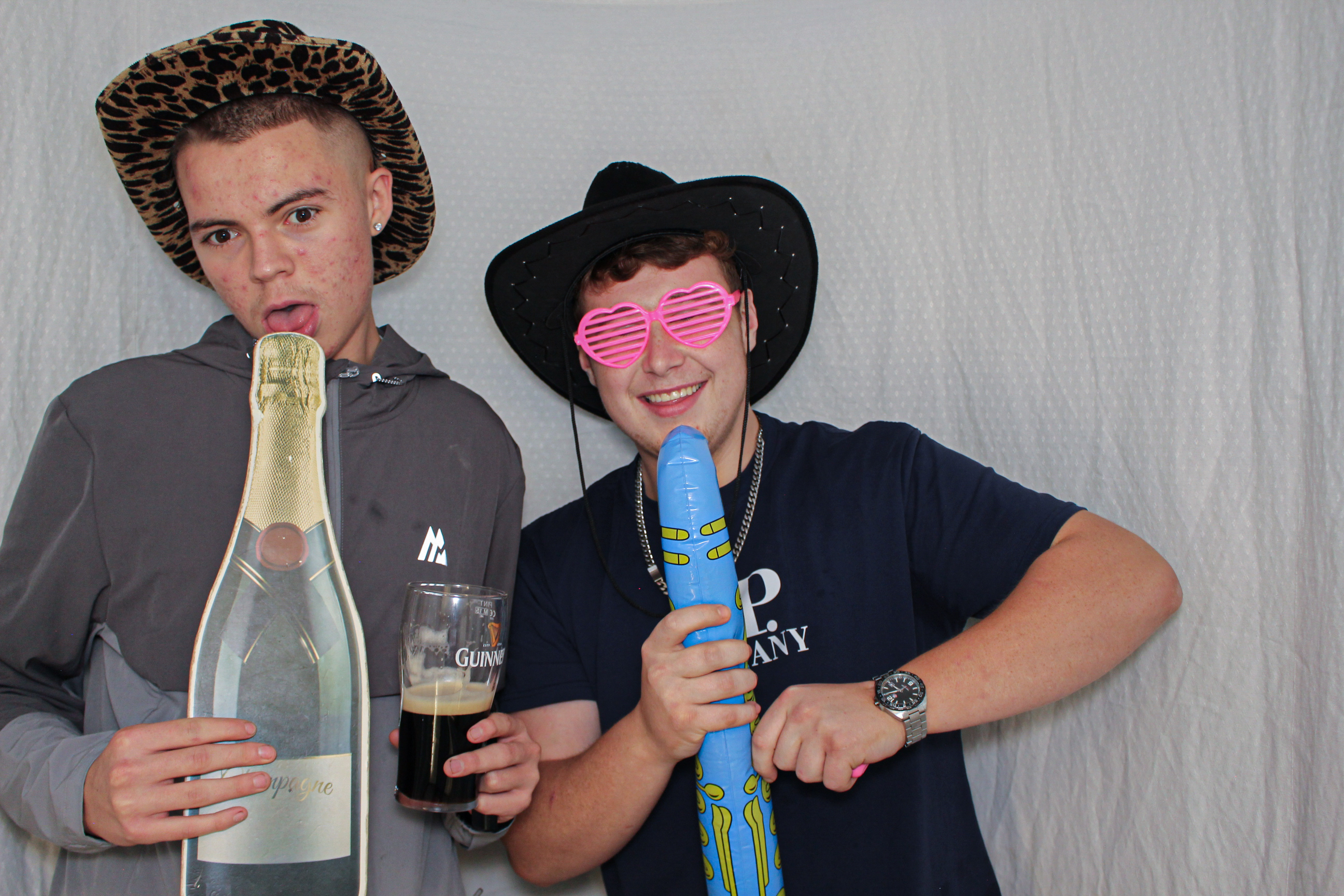 Toni & Jessica's Birthday Party | View more photos from the event at gallery.capturecube.co.uk/u/Capture-Cube/Toni-Jessicas-Birthday-Party