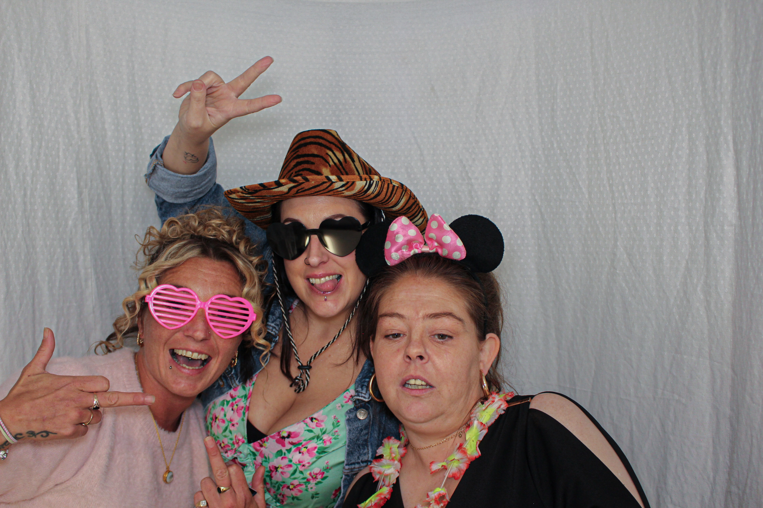 Toni & Jessica's Birthday Party | View more photos from the event at gallery.capturecube.co.uk/u/Capture-Cube/Toni-Jessicas-Birthday-Party