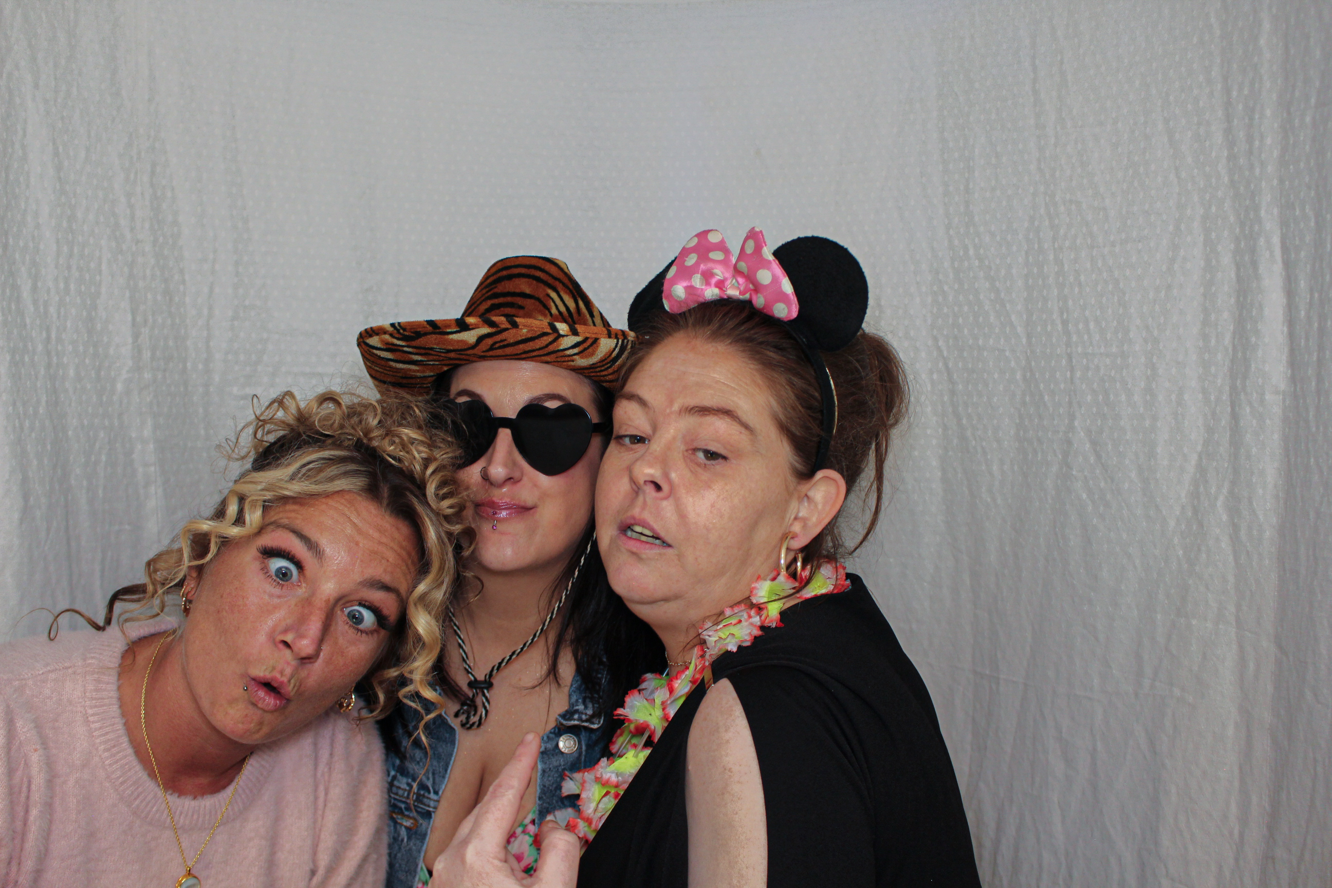 Toni & Jessica's Birthday Party | View more photos from the event at gallery.capturecube.co.uk/u/Capture-Cube/Toni-Jessicas-Birthday-Party