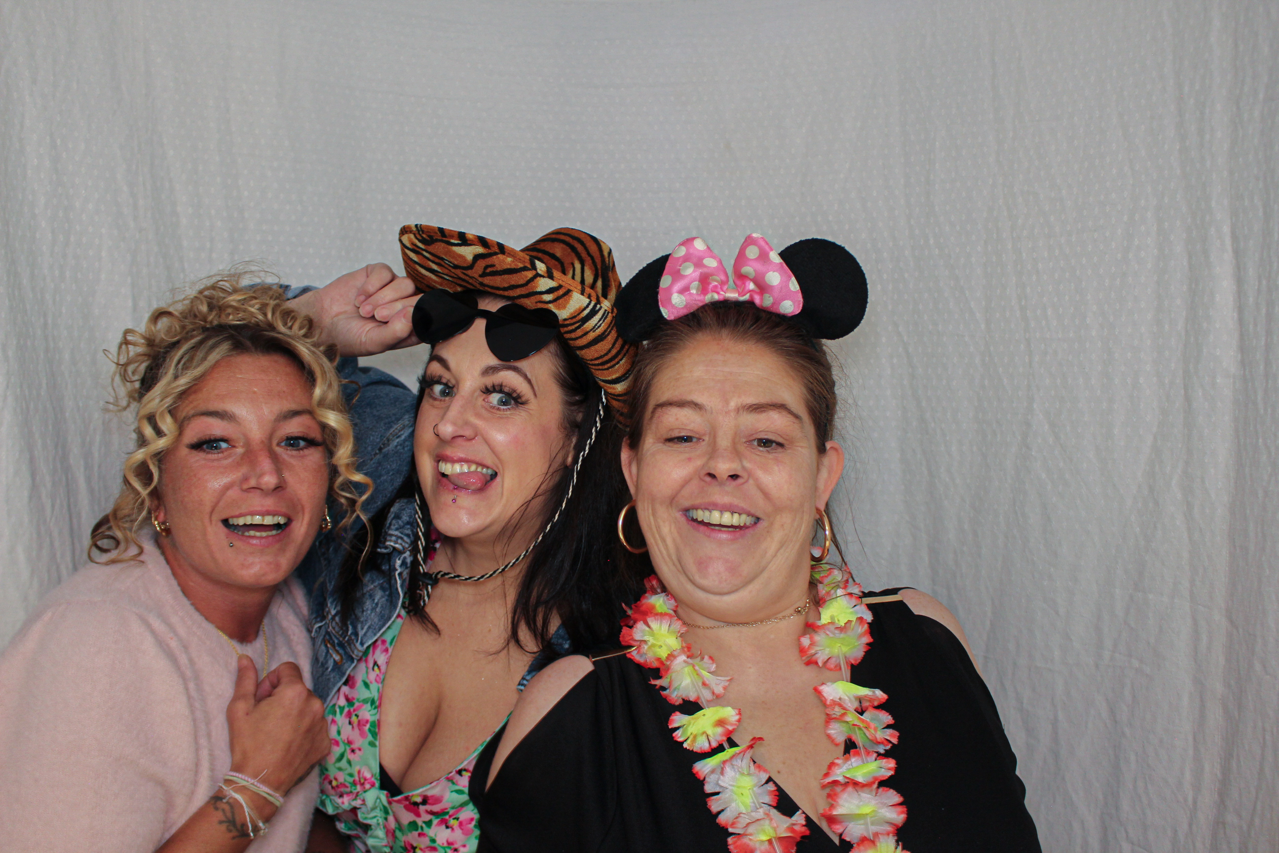 Toni & Jessica's Birthday Party | View more photos from the event at gallery.capturecube.co.uk/u/Capture-Cube/Toni-Jessicas-Birthday-Party