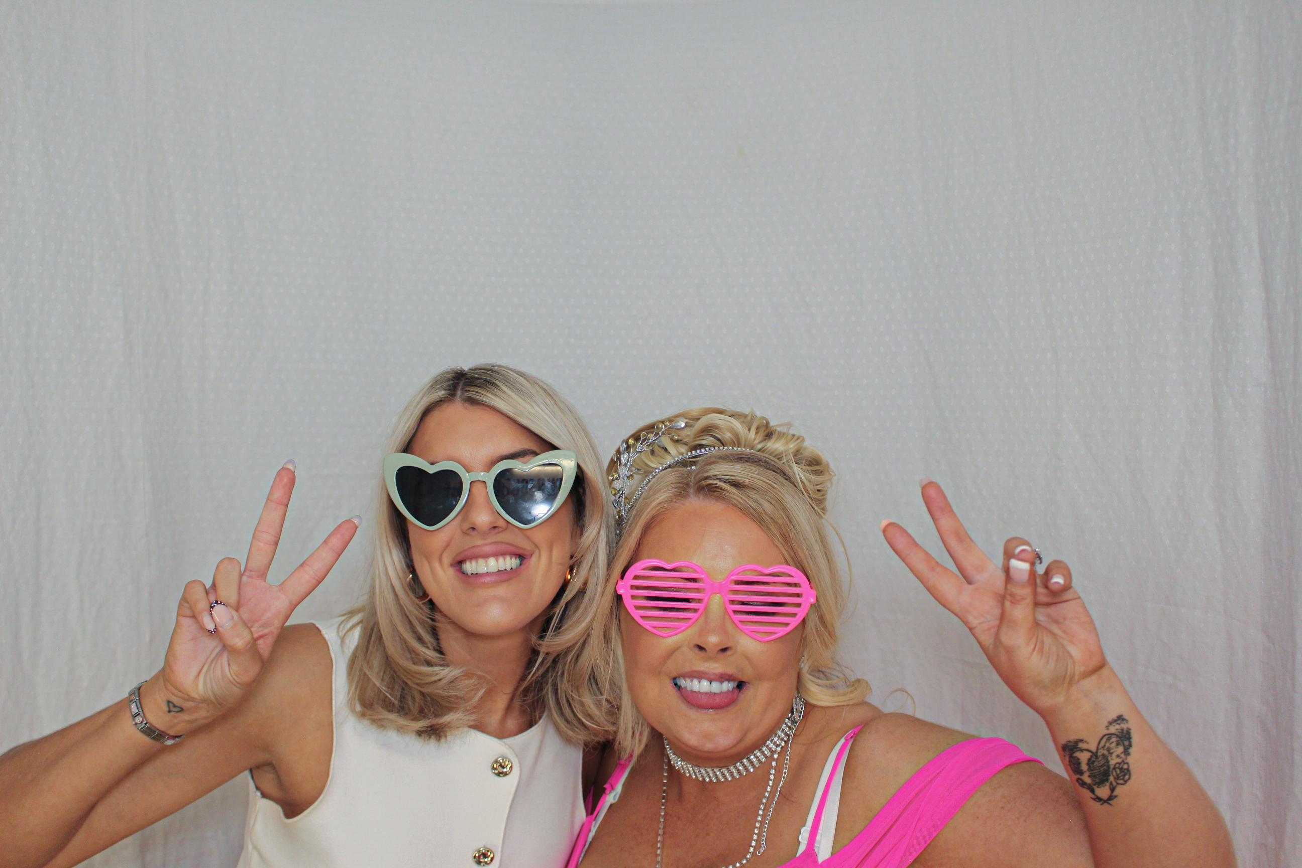 Toni & Jessica's Birthday Party | View more photos from the event at gallery.capturecube.co.uk/u/Capture-Cube/Toni-Jessicas-Birthday-Party