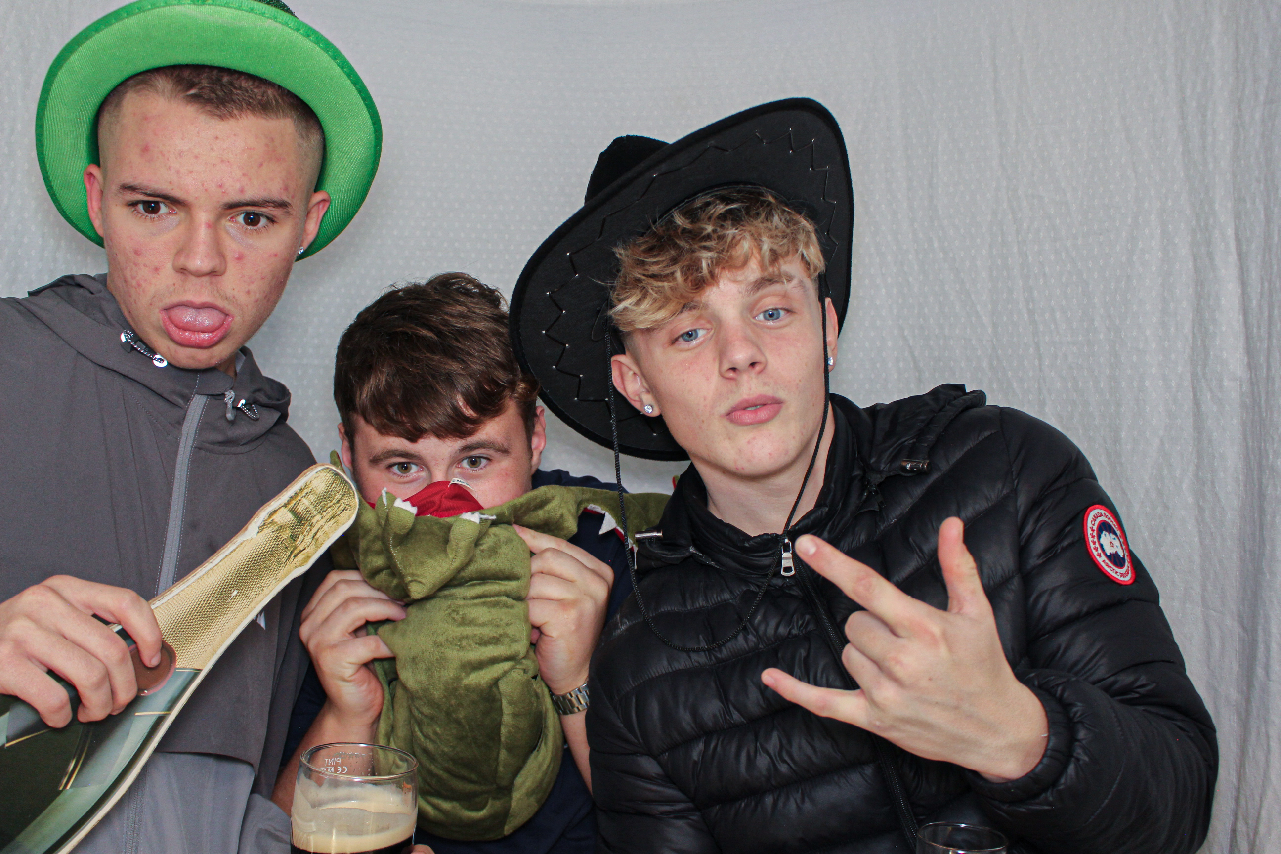 Toni & Jessica's Birthday Party | View more photos from the event at gallery.capturecube.co.uk/u/Capture-Cube/Toni-Jessicas-Birthday-Party