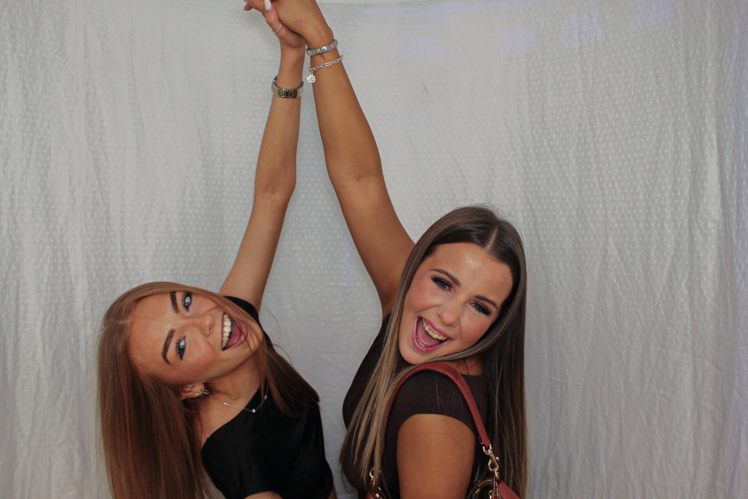 Toni & Jessica's Birthday Party | View more photos from the event at gallery.capturecube.co.uk/u/Capture-Cube/Toni-Jessicas-Birthday-Party