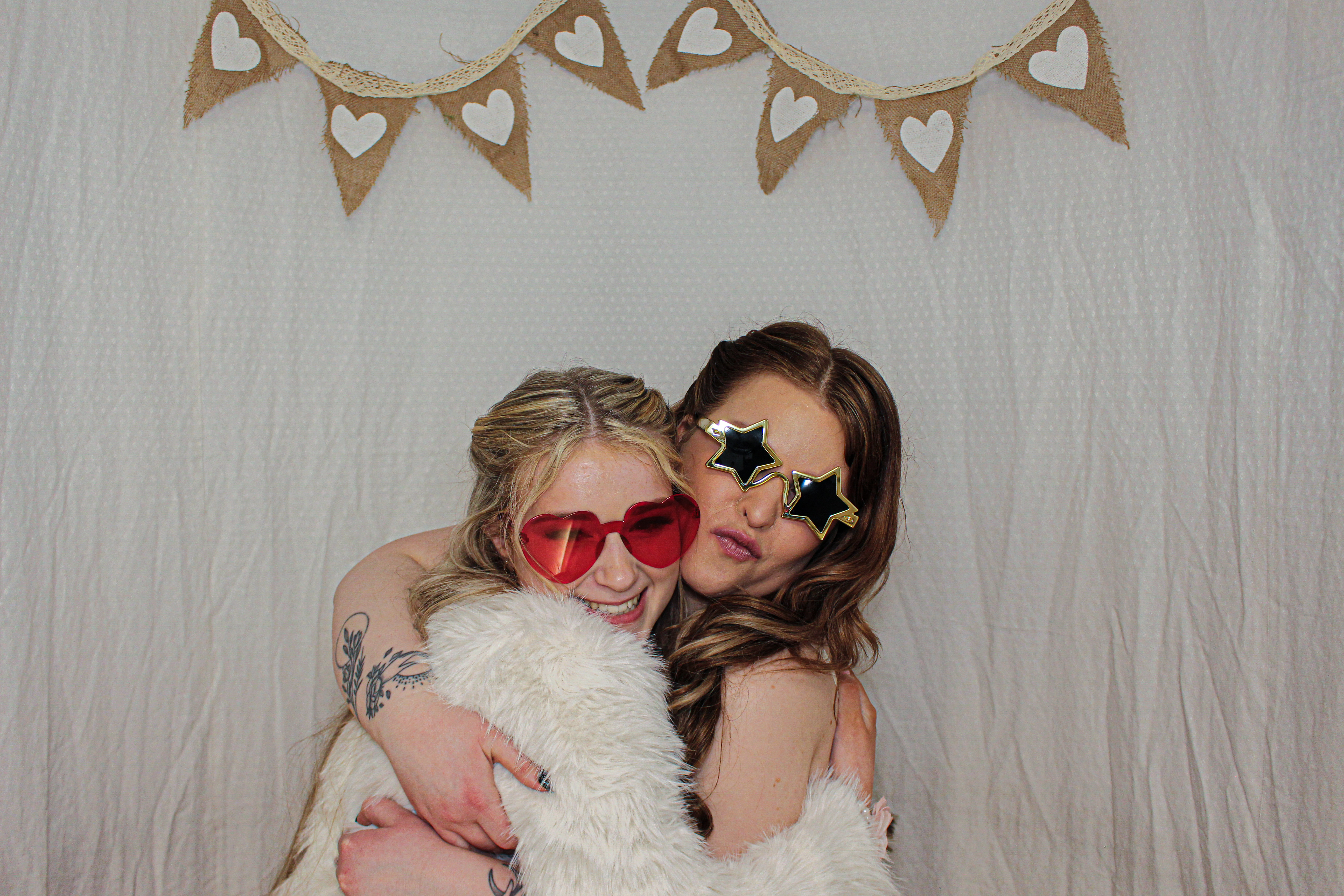 Bethany & Darren's Wedding | View more photos from the event at gallery.capturecube.co.uk/u/Capture-Cube/Bethany-Darrens-Wedding