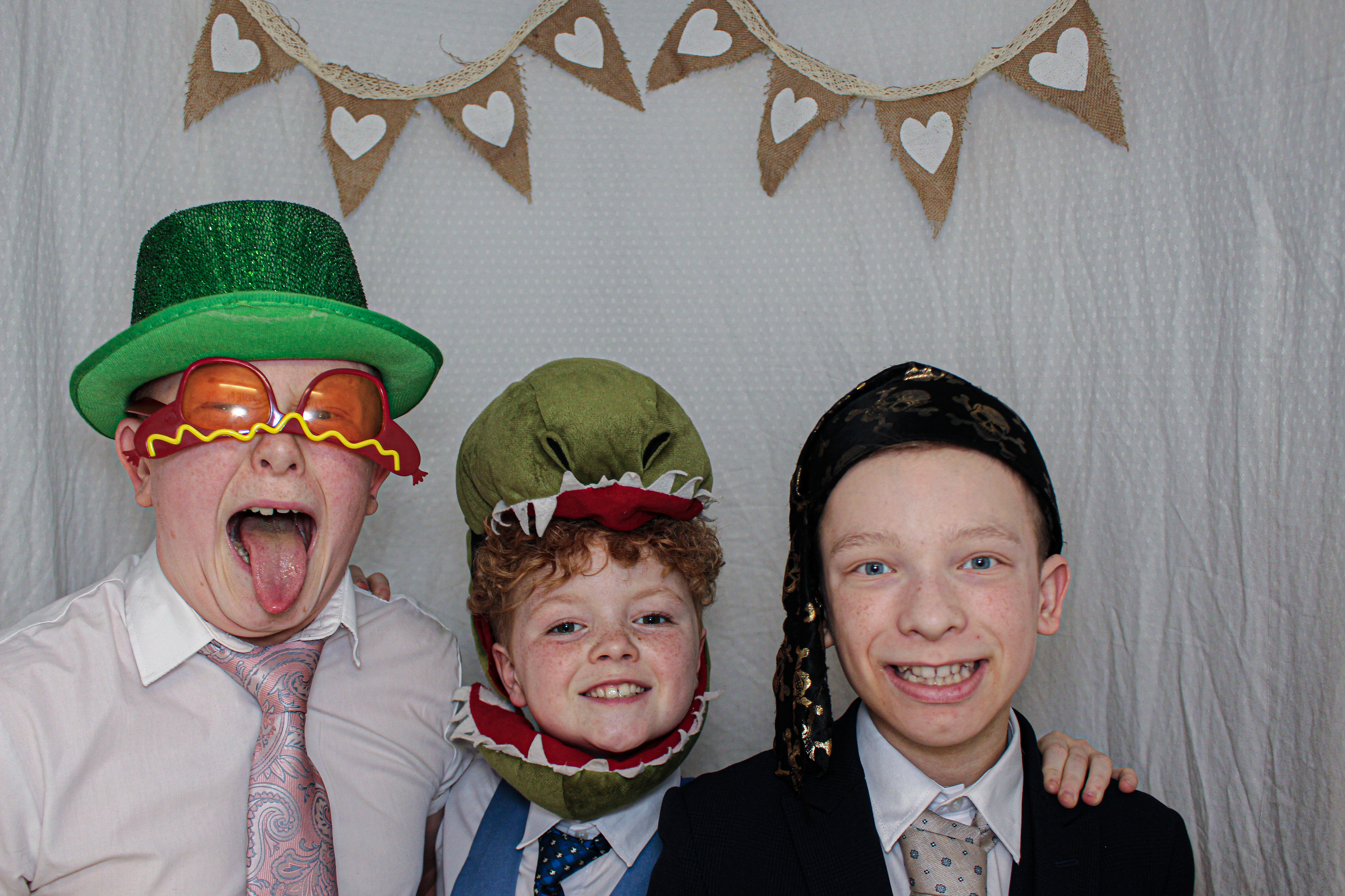 Bethany & Darren's Wedding | View more photos from the event at gallery.capturecube.co.uk/u/Capture-Cube/Bethany-Darrens-Wedding