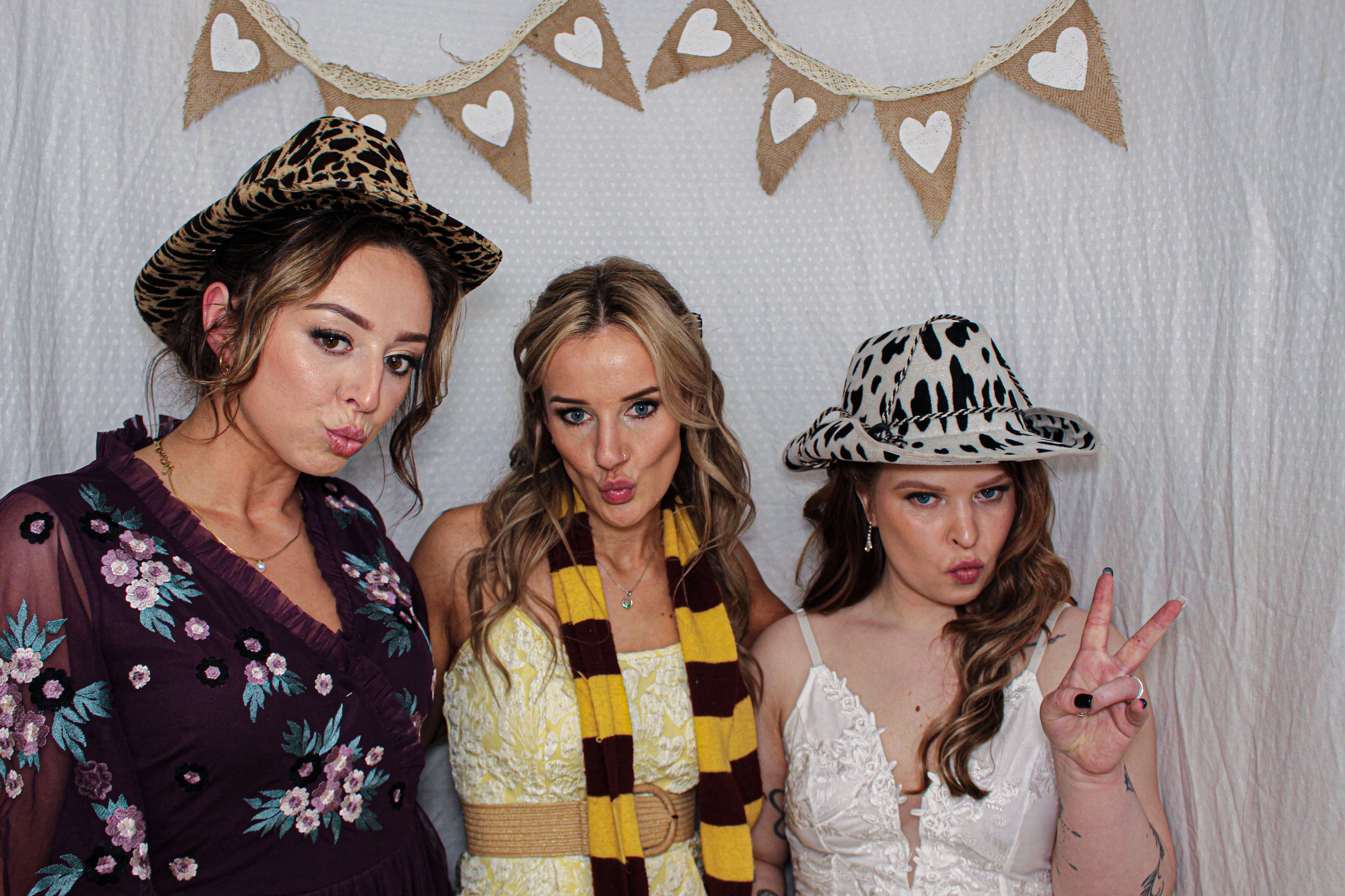 Bethany & Darren's Wedding | View more photos from the event at gallery.capturecube.co.uk/u/Capture-Cube/Bethany-Darrens-Wedding