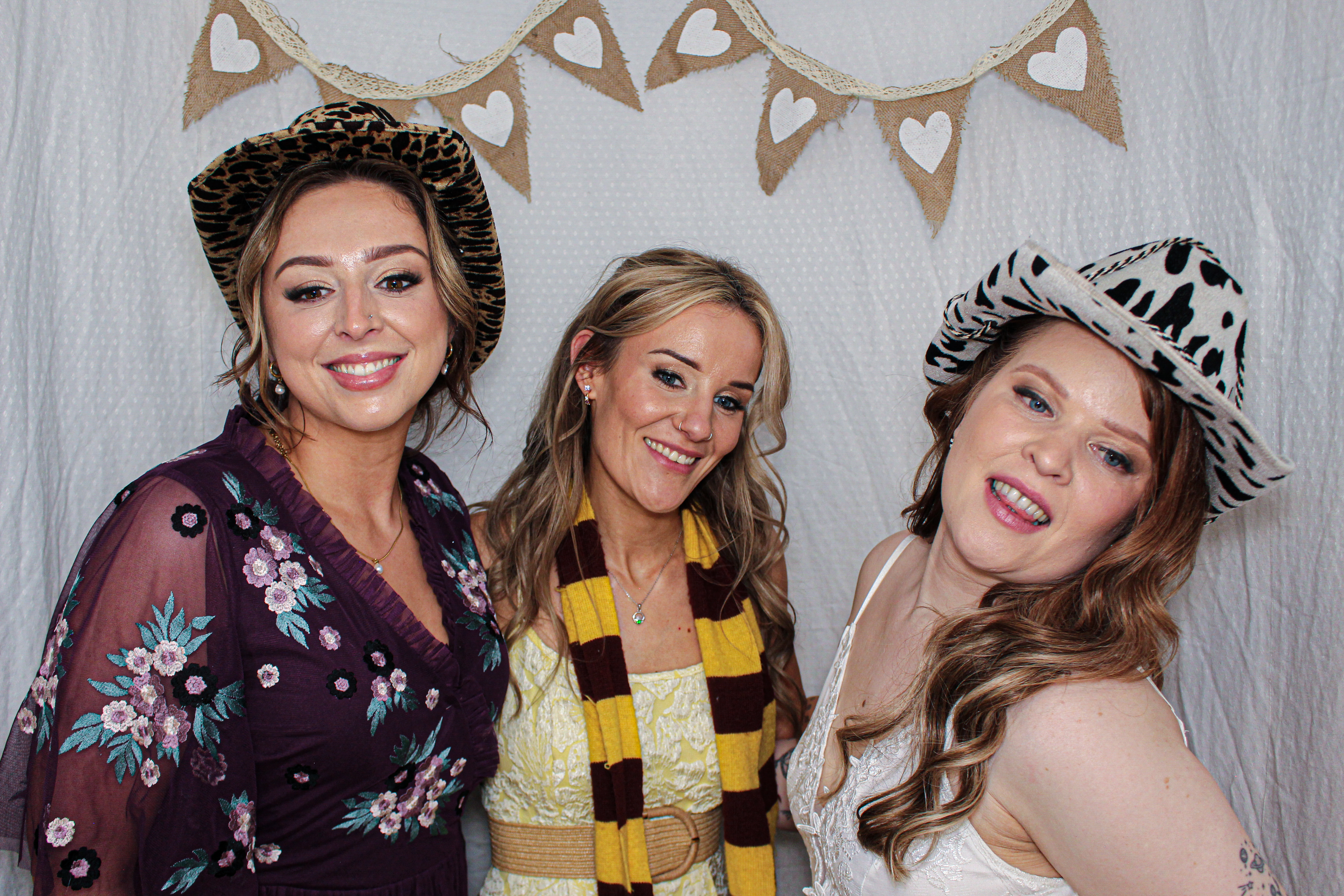 Bethany & Darren's Wedding | View more photos from the event at gallery.capturecube.co.uk/u/Capture-Cube/Bethany-Darrens-Wedding