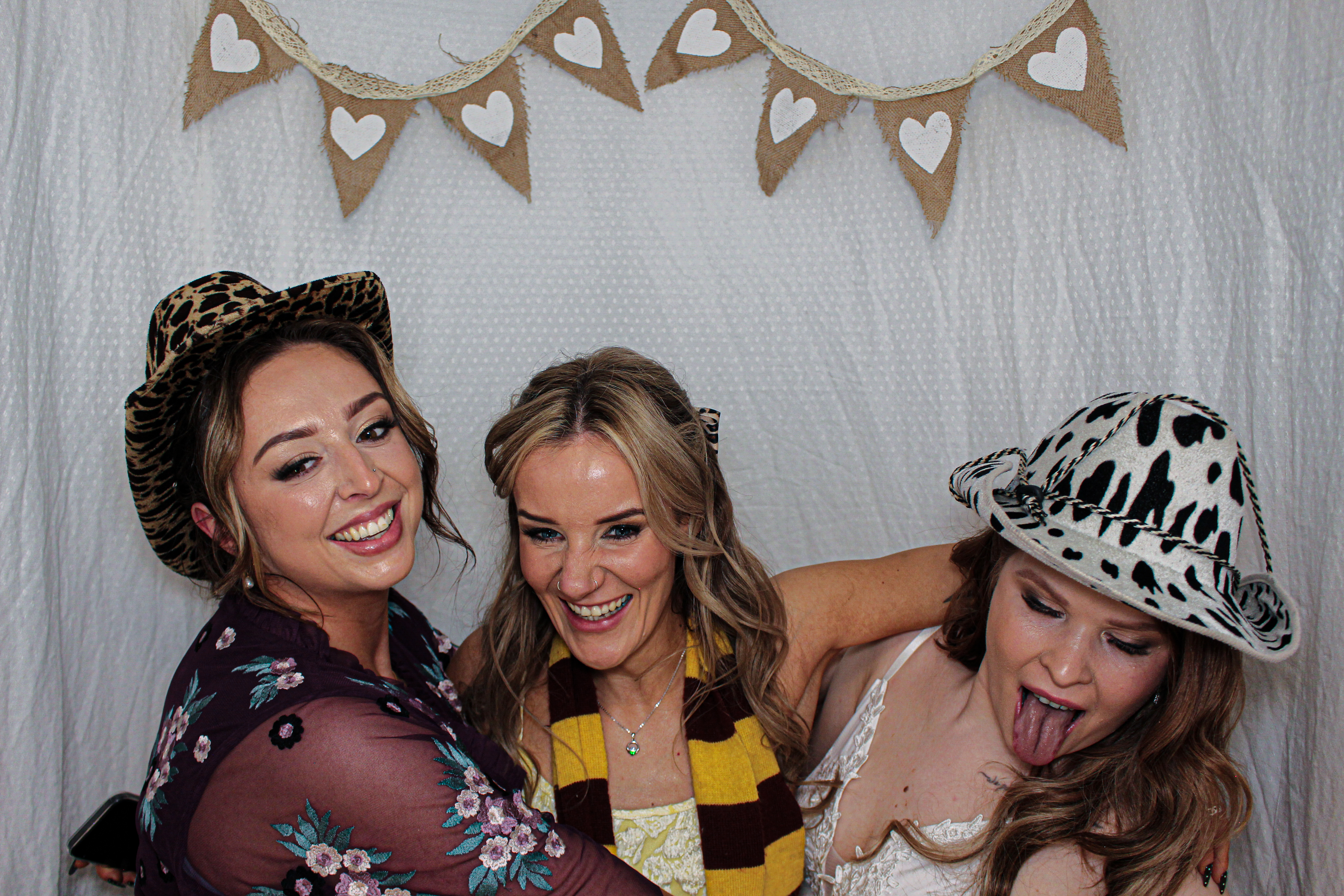 Bethany & Darren's Wedding | View more photos from the event at gallery.capturecube.co.uk/u/Capture-Cube/Bethany-Darrens-Wedding