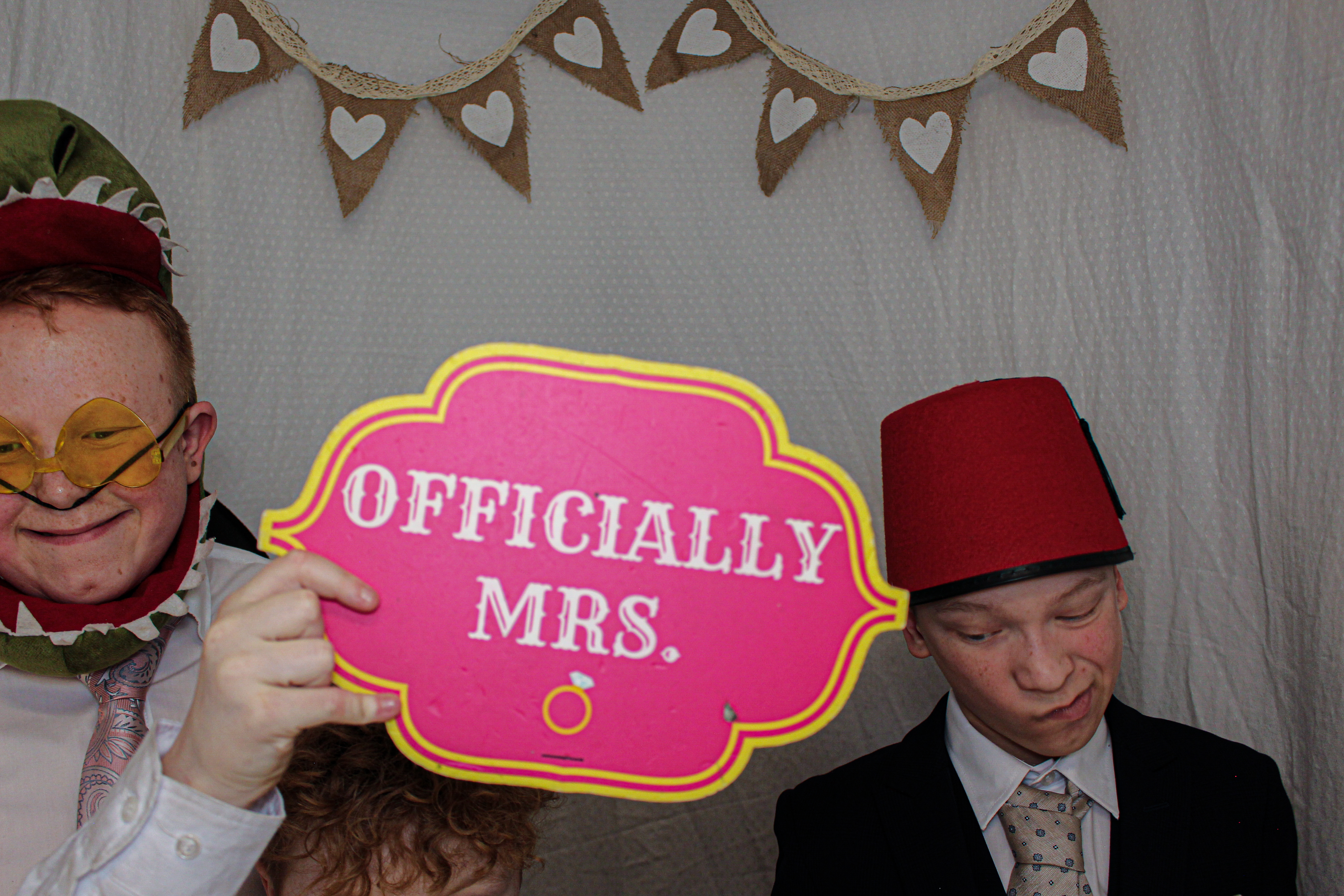 Bethany & Darren's Wedding | View more photos from the event at gallery.capturecube.co.uk/u/Capture-Cube/Bethany-Darrens-Wedding