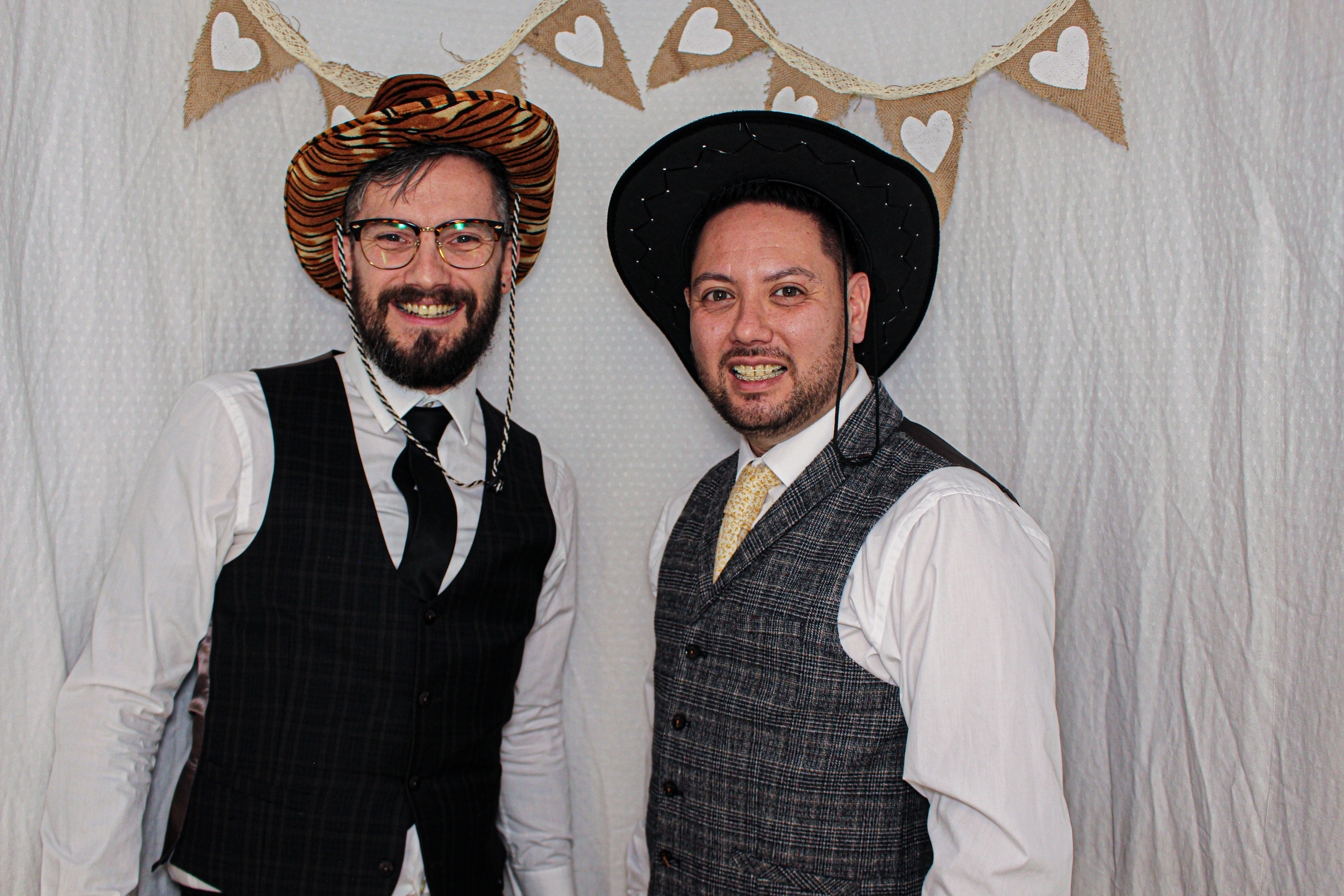 Bethany & Darren's Wedding | View more photos from the event at gallery.capturecube.co.uk/u/Capture-Cube/Bethany-Darrens-Wedding