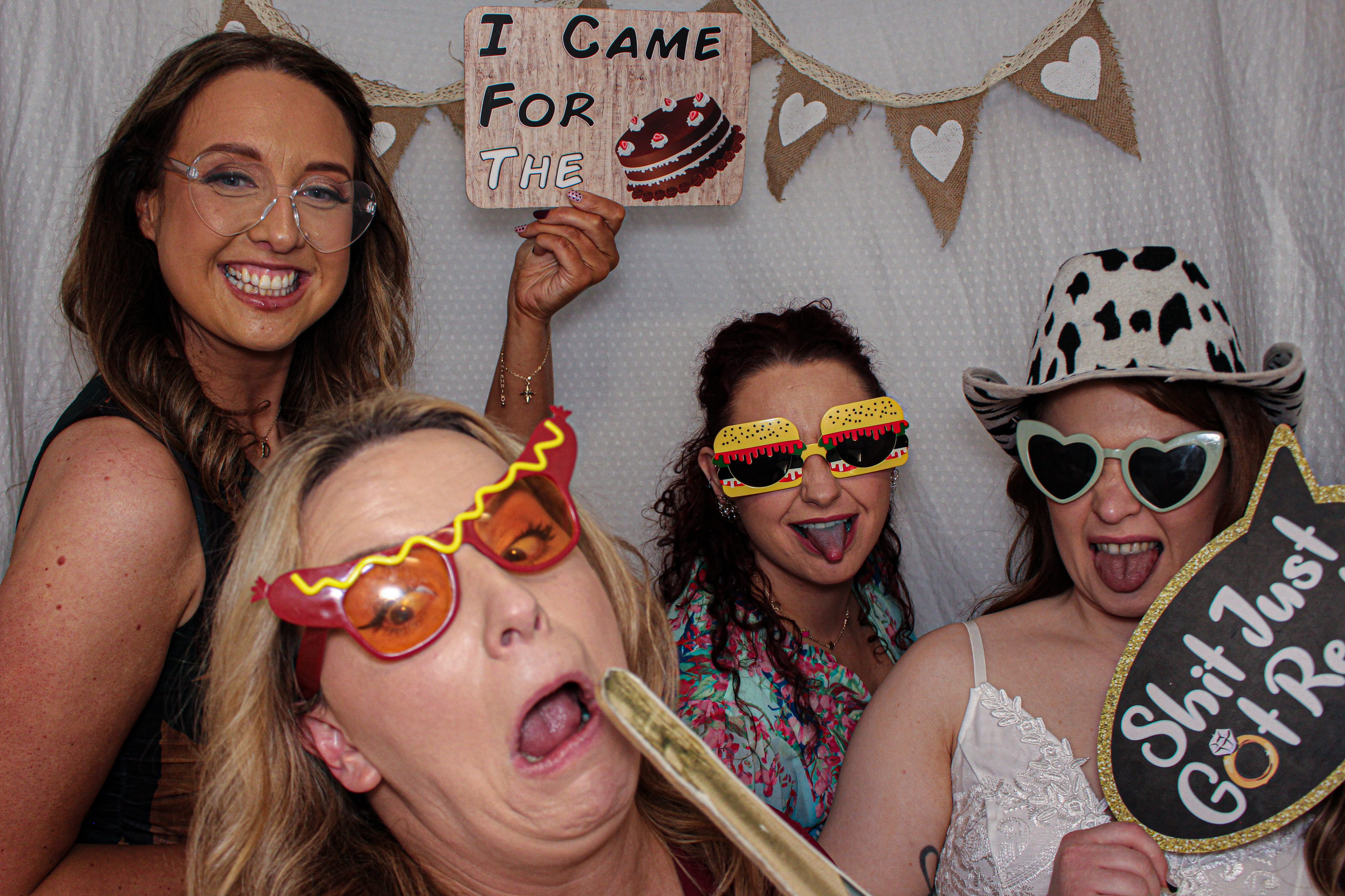 Bethany & Darren's Wedding | View more photos from the event at gallery.capturecube.co.uk/u/Capture-Cube/Bethany-Darrens-Wedding