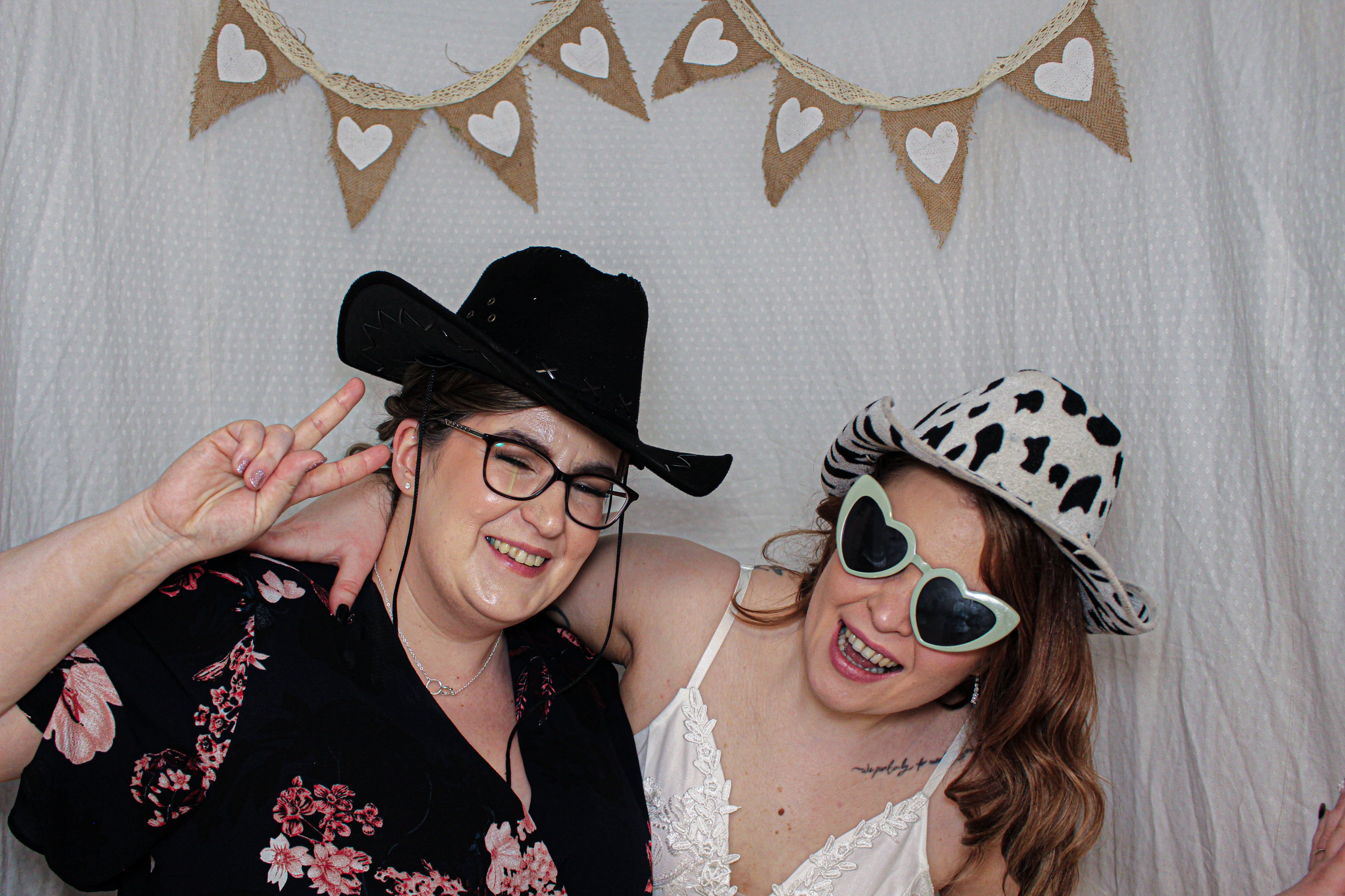 Bethany & Darren's Wedding | View more photos from the event at gallery.capturecube.co.uk/u/Capture-Cube/Bethany-Darrens-Wedding