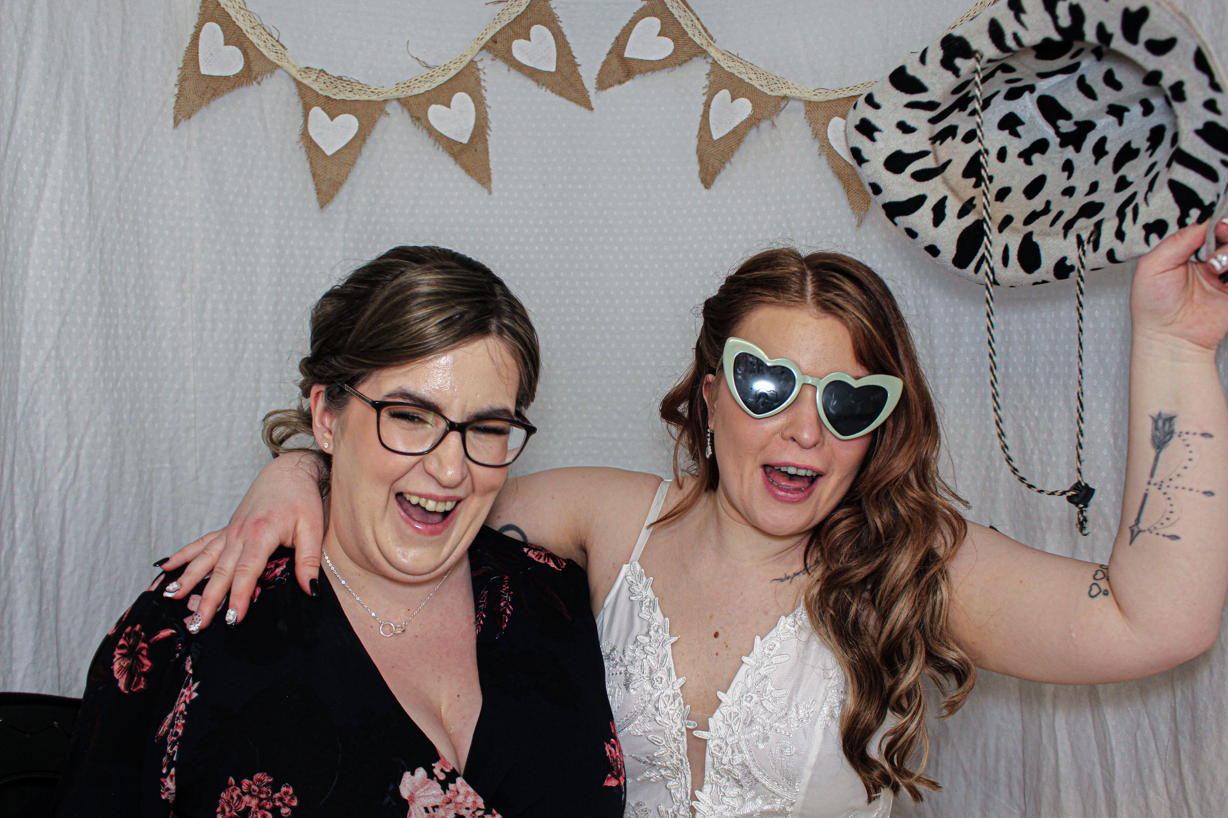 Bethany & Darren's Wedding | View more photos from the event at gallery.capturecube.co.uk/u/Capture-Cube/Bethany-Darrens-Wedding