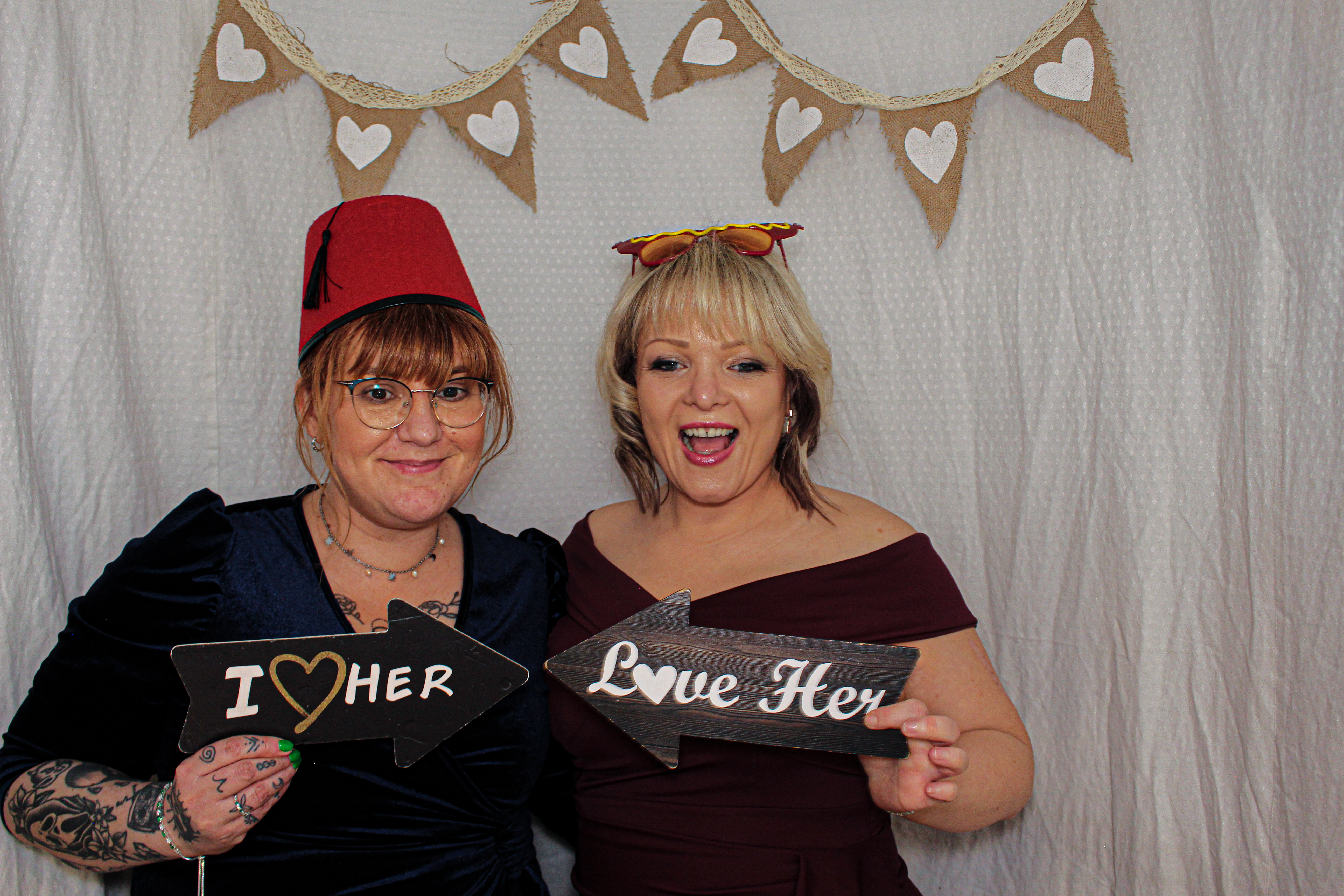 Bethany & Darren's Wedding | View more photos from the event at gallery.capturecube.co.uk/u/Capture-Cube/Bethany-Darrens-Wedding