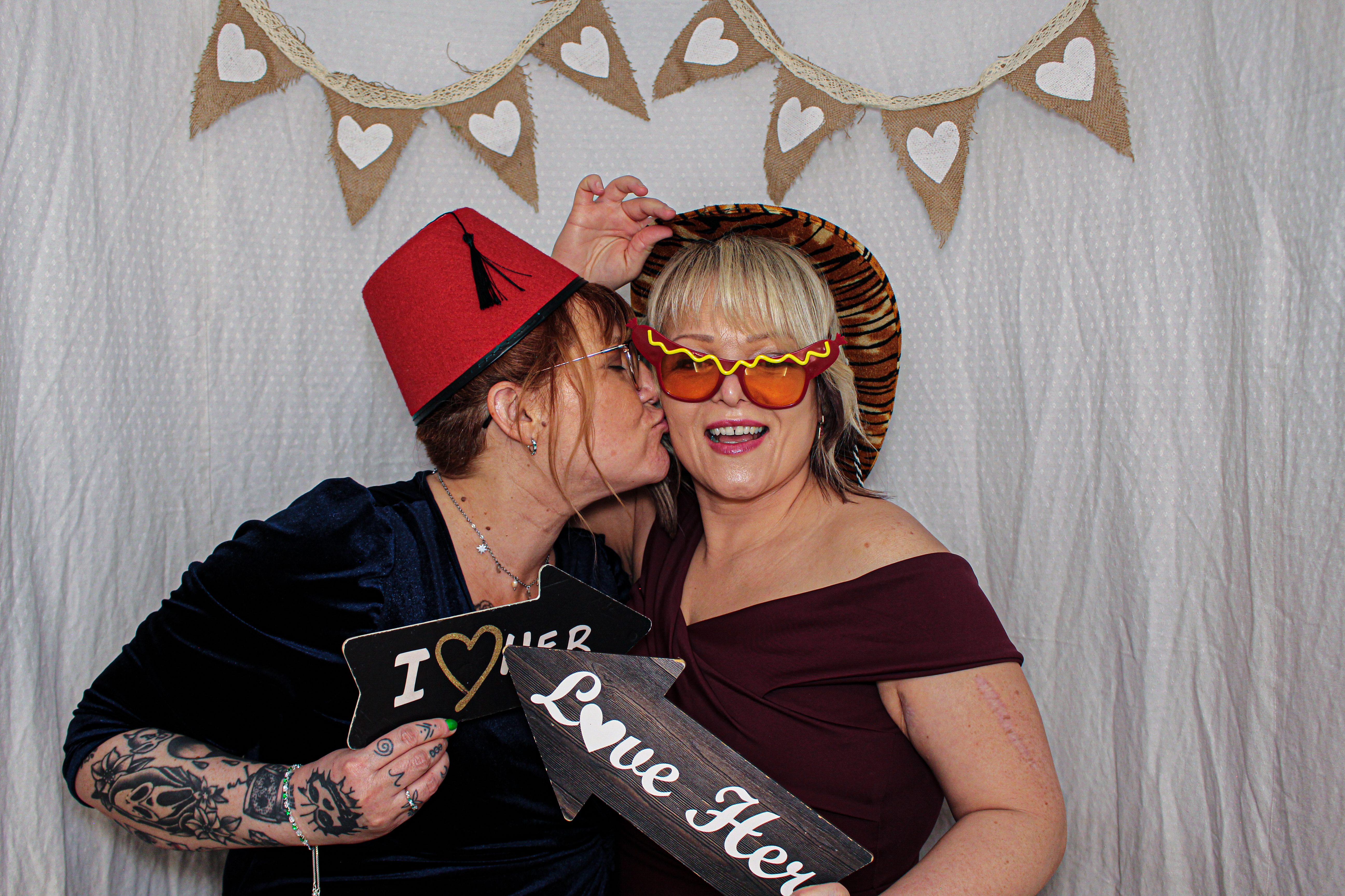 Bethany & Darren's Wedding | View more photos from the event at gallery.capturecube.co.uk/u/Capture-Cube/Bethany-Darrens-Wedding