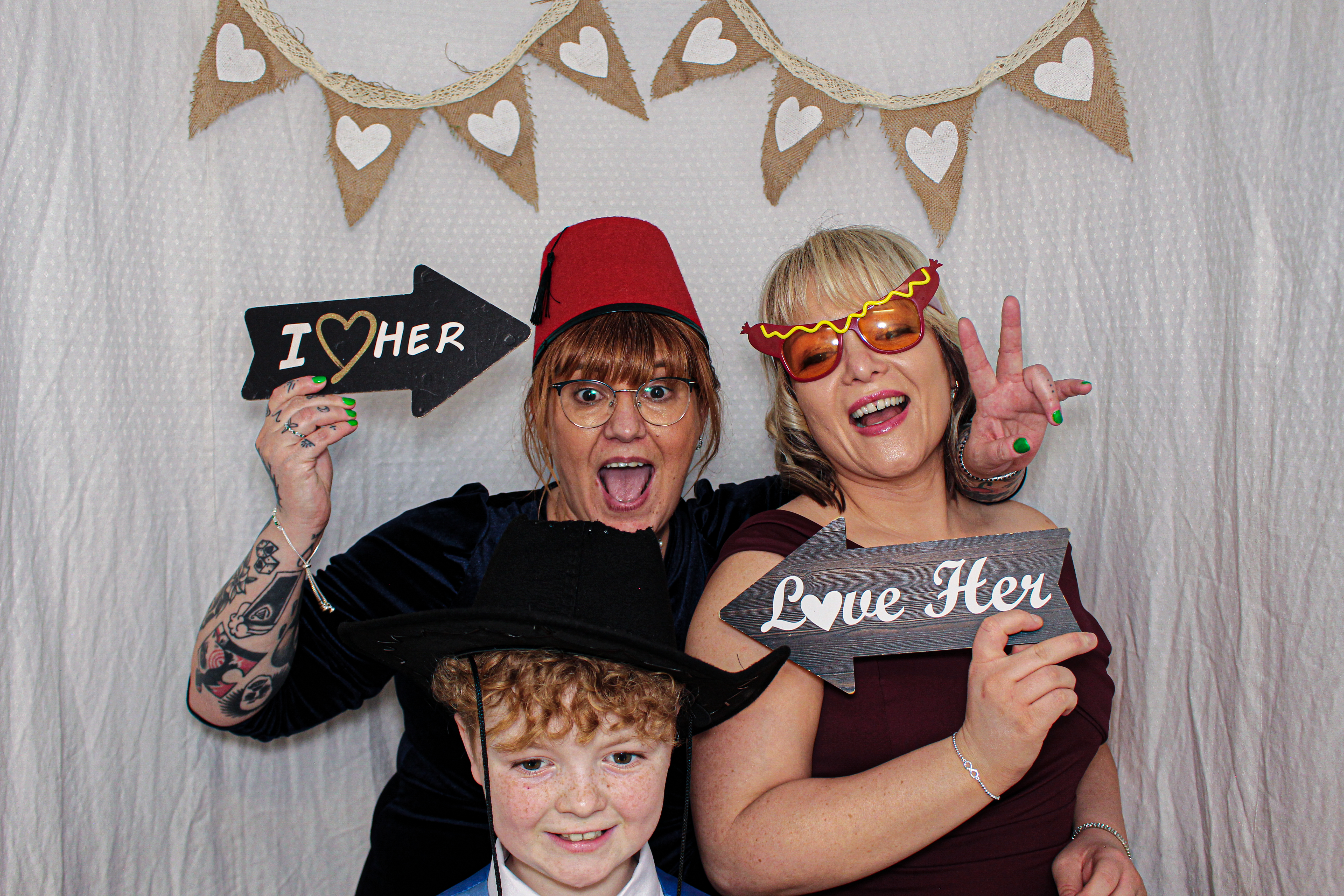 Bethany & Darren's Wedding | View more photos from the event at gallery.capturecube.co.uk/u/Capture-Cube/Bethany-Darrens-Wedding