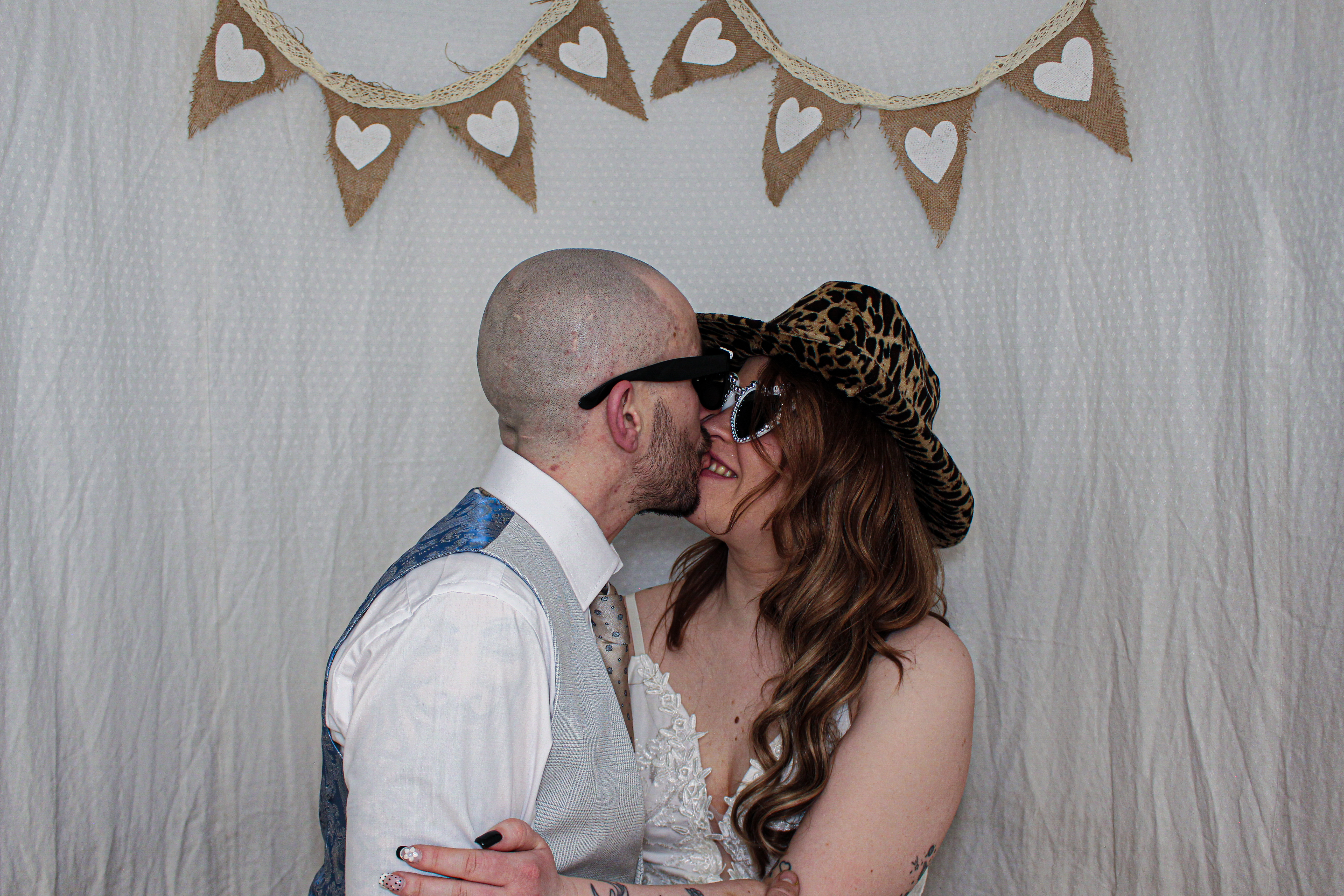 Bethany & Darren's Wedding | View more photos from the event at gallery.capturecube.co.uk/u/Capture-Cube/Bethany-Darrens-Wedding