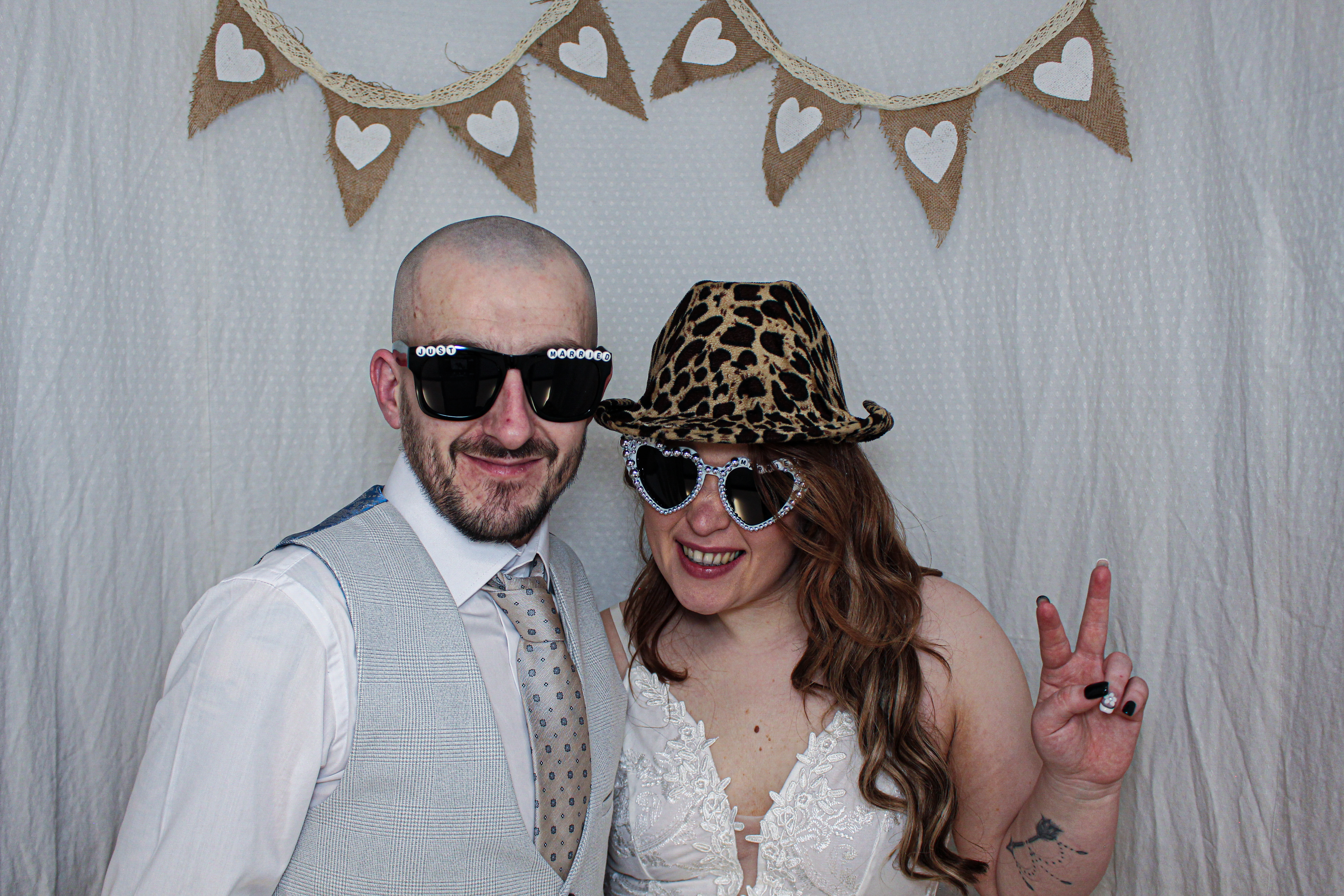 Bethany & Darren's Wedding | View more photos from the event at gallery.capturecube.co.uk/u/Capture-Cube/Bethany-Darrens-Wedding