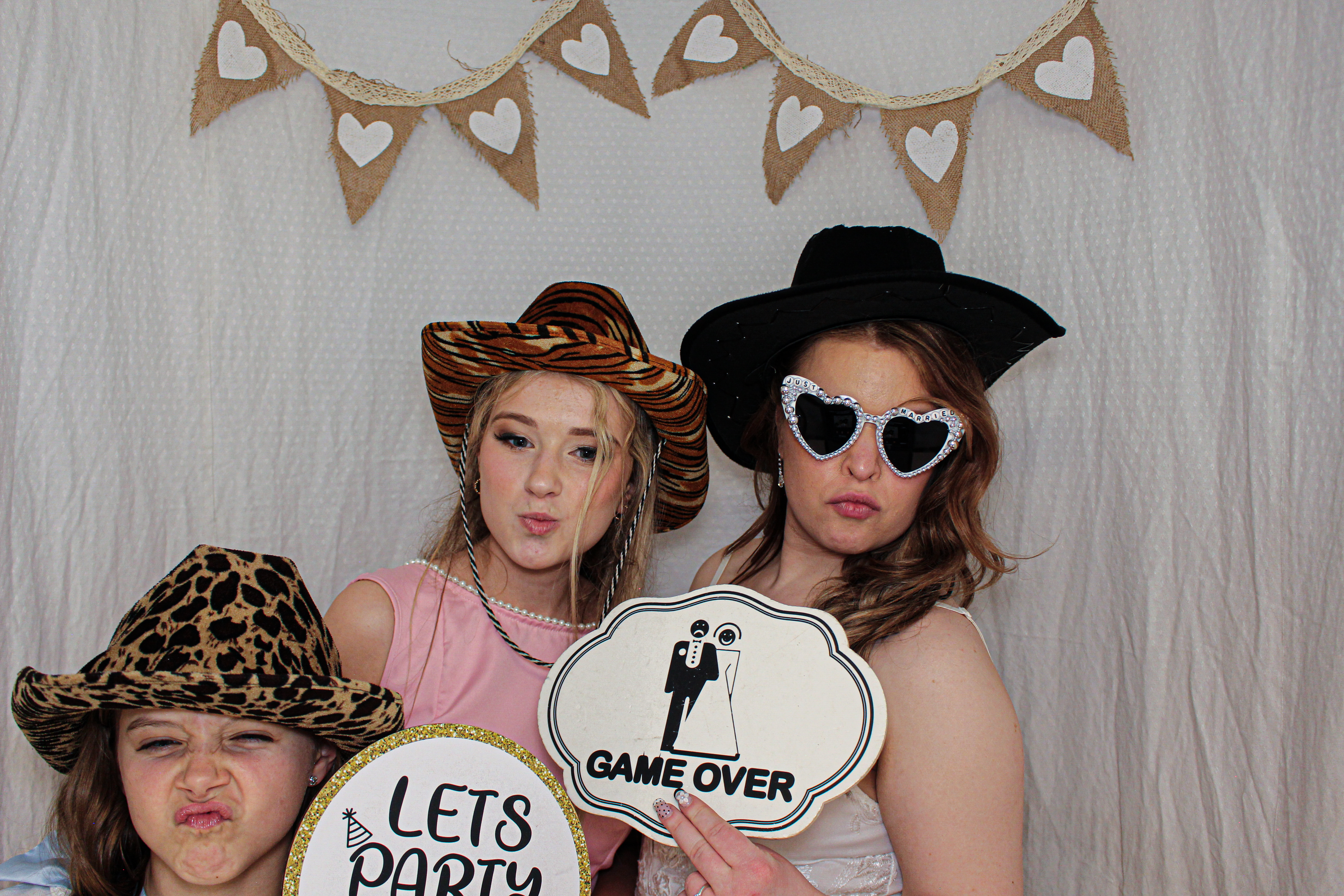 Bethany & Darren's Wedding | View more photos from the event at gallery.capturecube.co.uk/u/Capture-Cube/Bethany-Darrens-Wedding