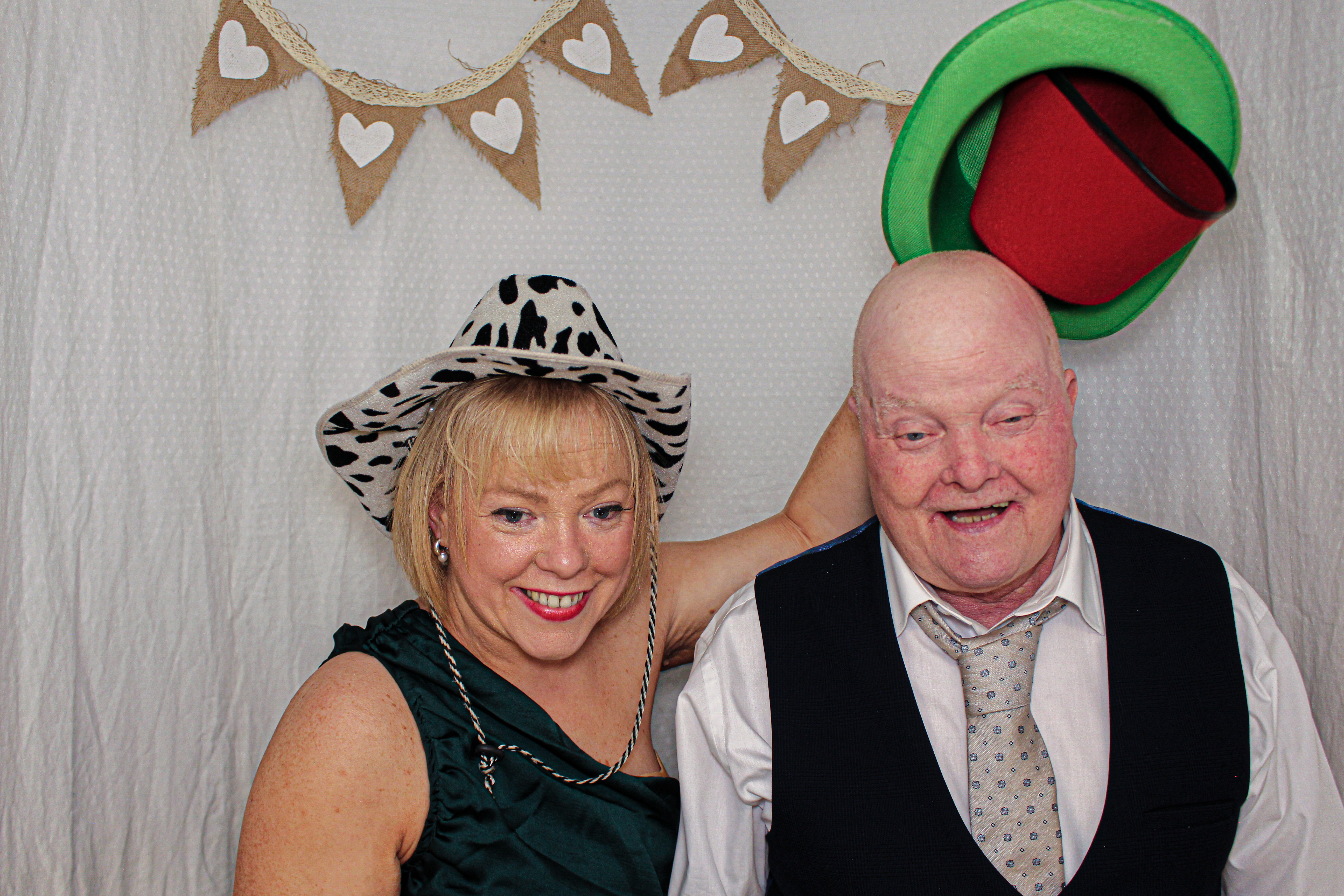 Bethany & Darren's Wedding | View more photos from the event at gallery.capturecube.co.uk/u/Capture-Cube/Bethany-Darrens-Wedding