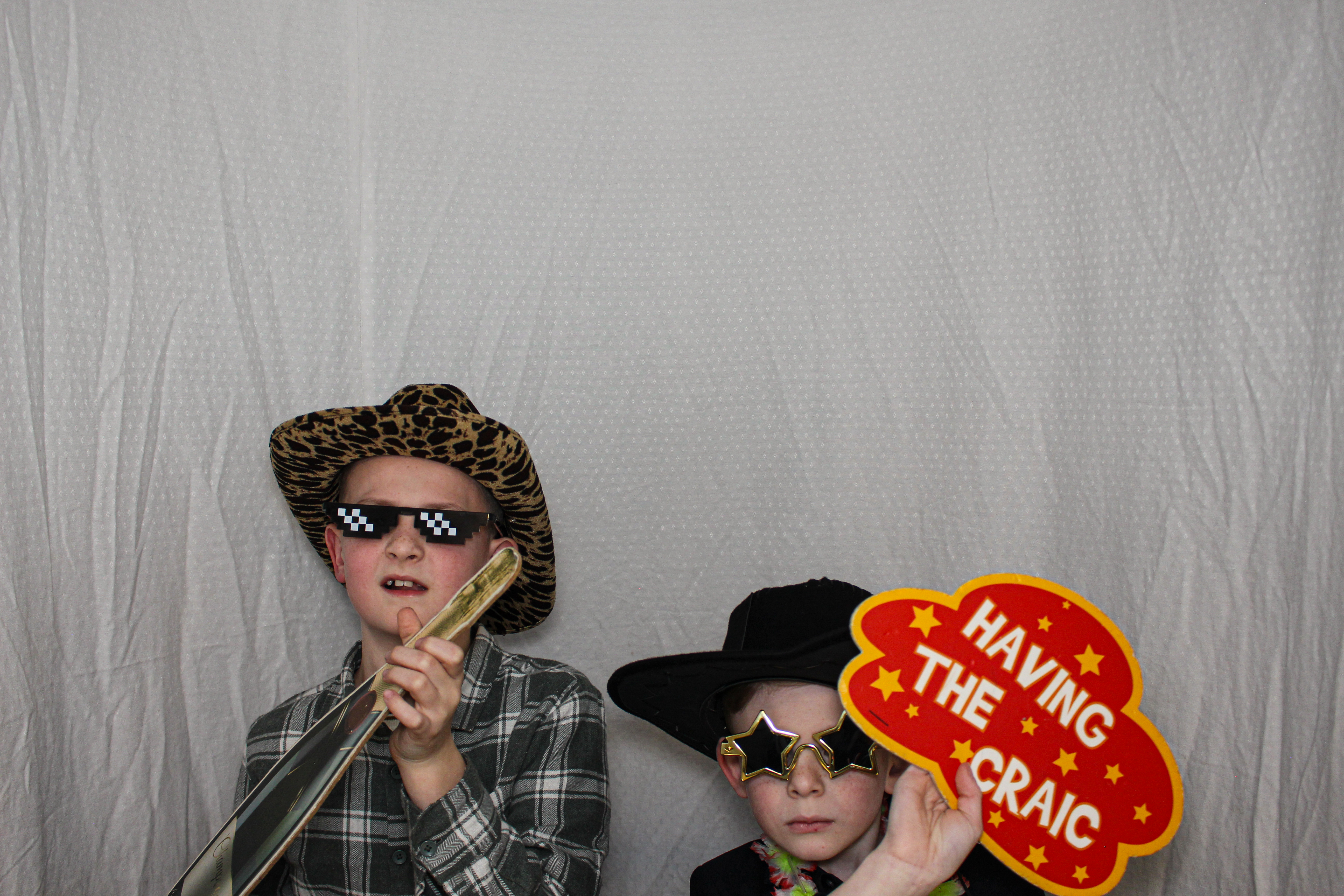 Hannah & Izzy's 18th Birthday Party | View more photos from the event at gallery.capturecube.co.uk/u/Capture-Cube/Hannah-Izzys-18th-Birthday-Party